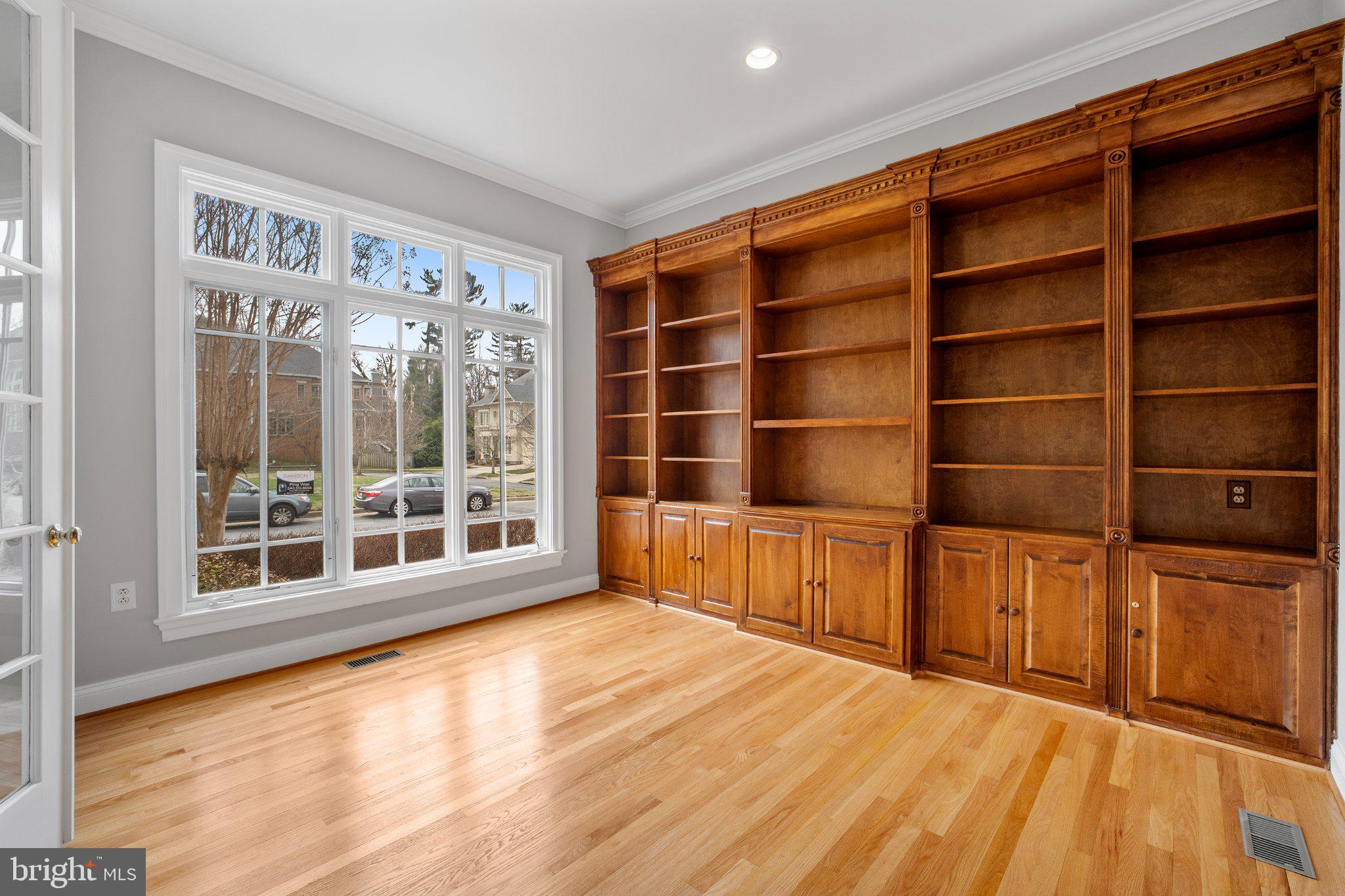 LOCUST RIDGE - Residential