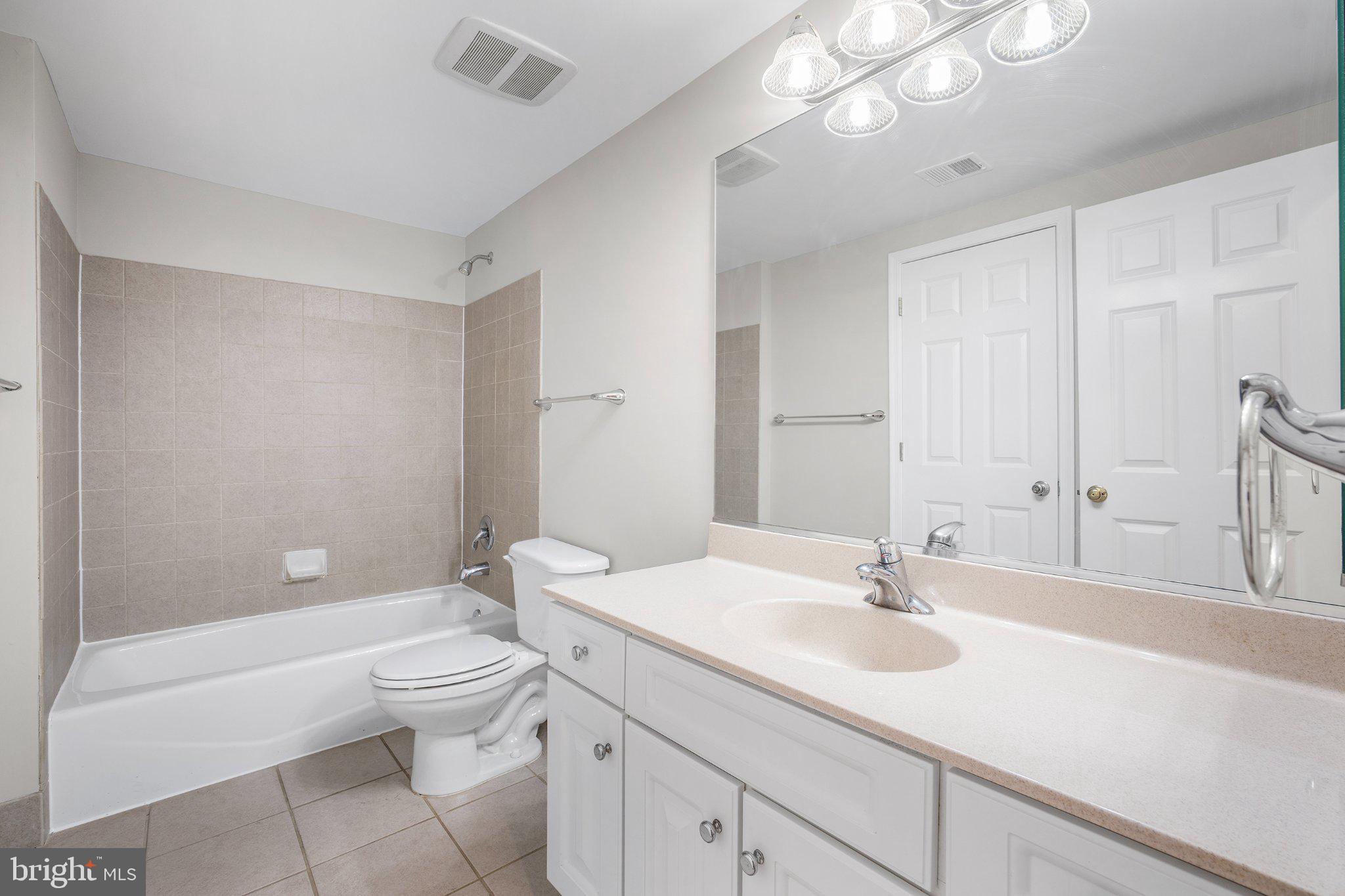 LOCUST RIDGE - Residential