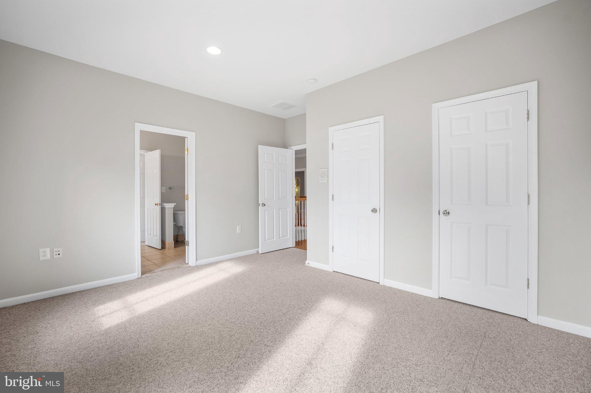 LOCUST RIDGE - Residential