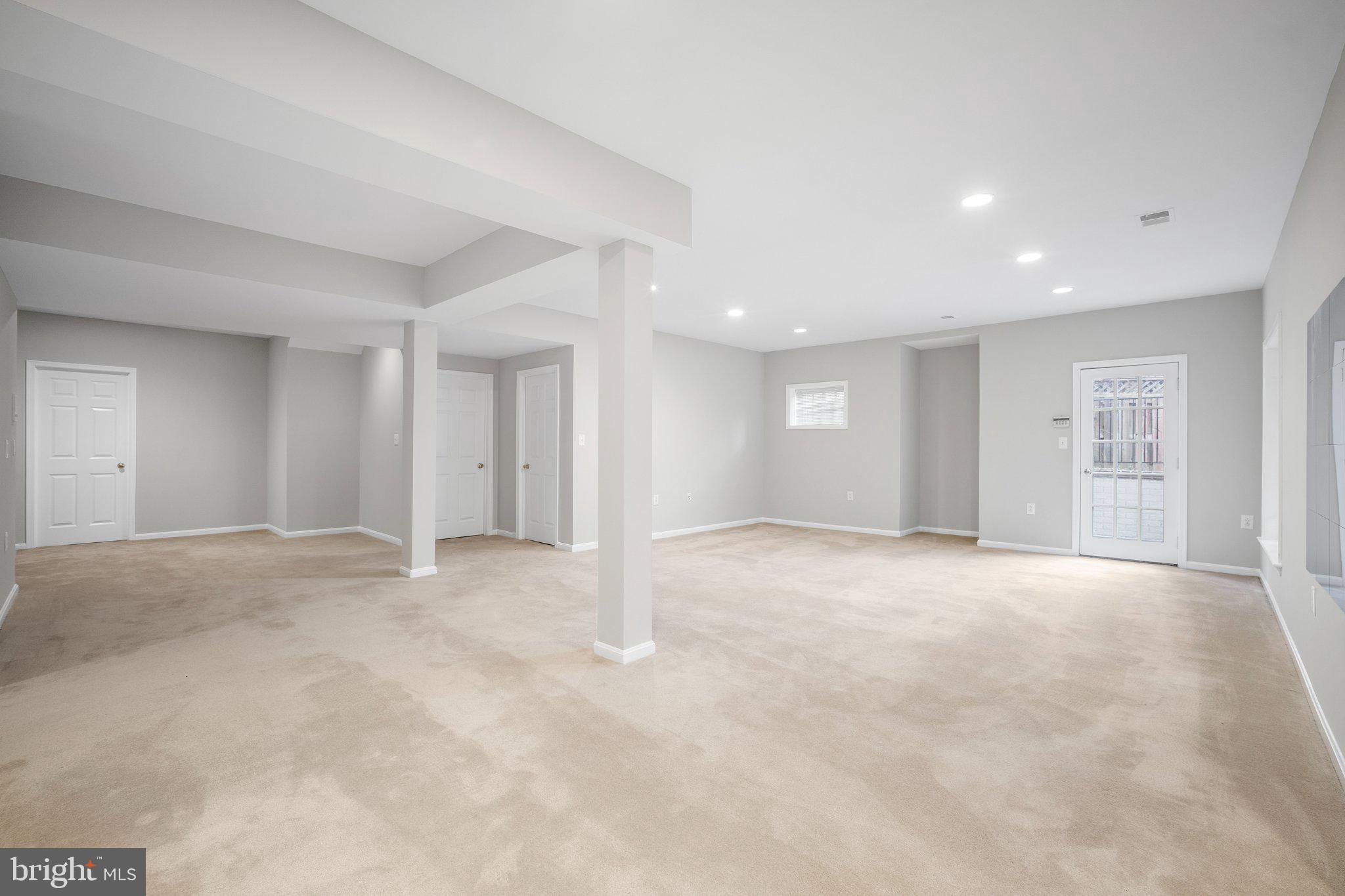 LOCUST RIDGE - Residential