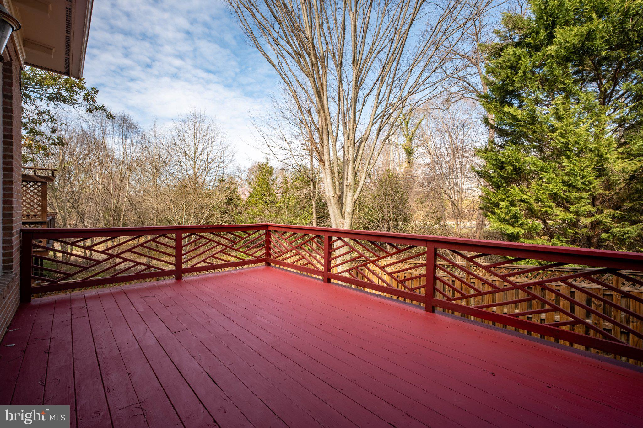 LOCUST RIDGE - Residential