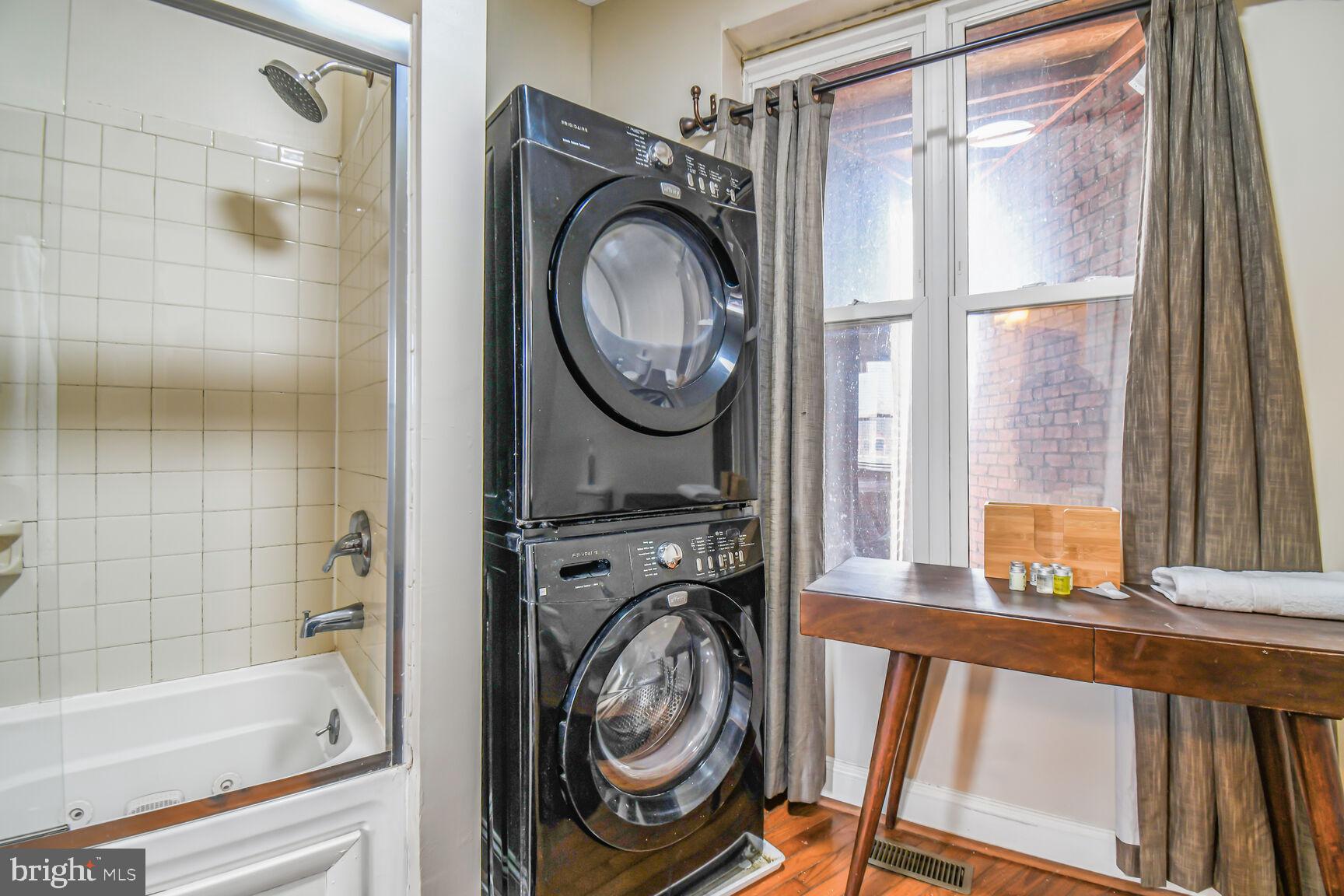 SHAW - Residential Lease