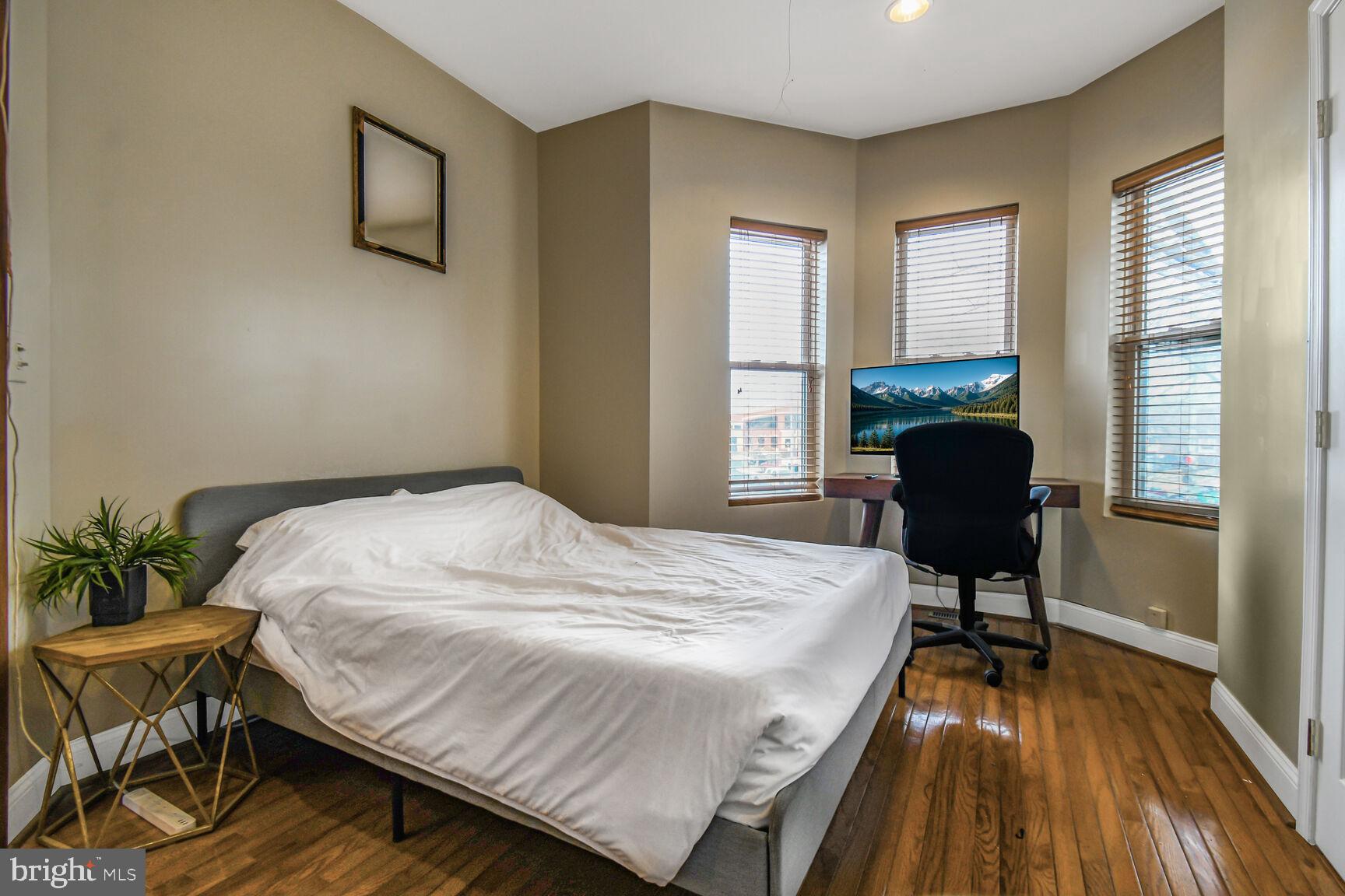 SHAW - Residential Lease