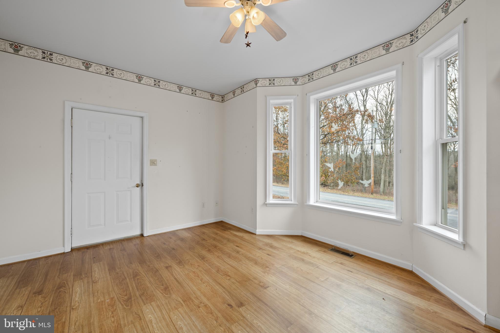 EAGLE ROCK RESORT - Residential