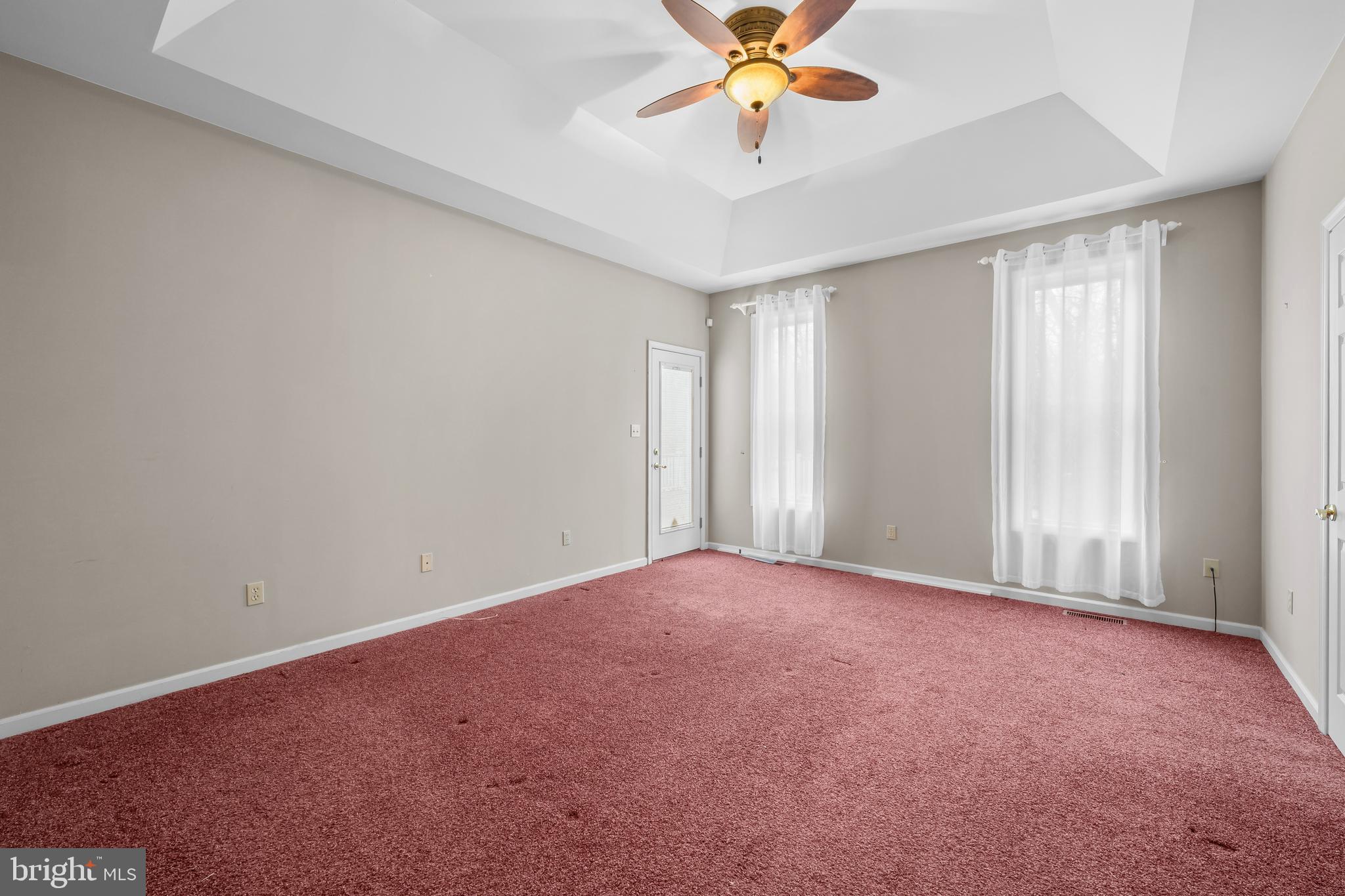 EAGLE ROCK RESORT - Residential