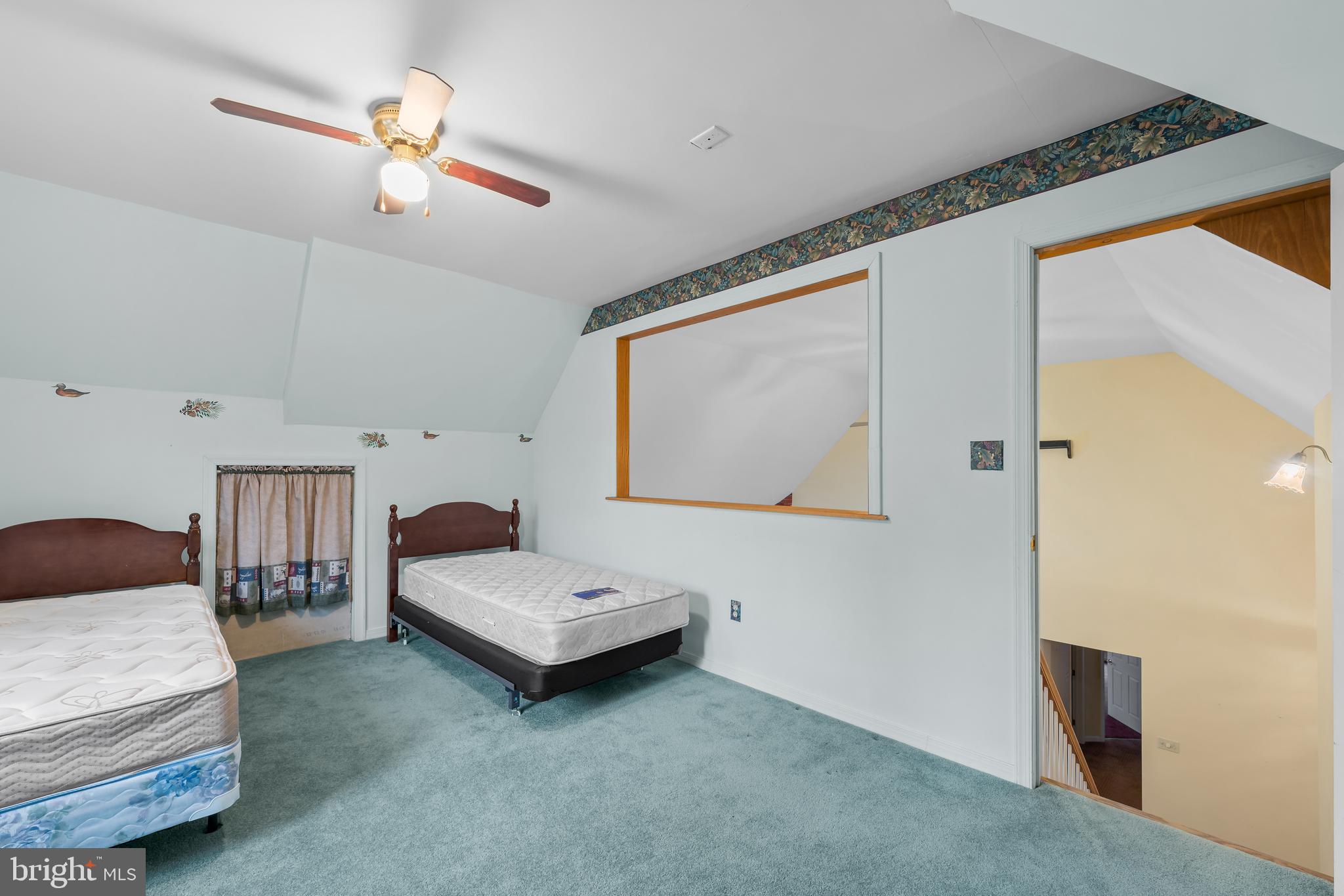 EAGLE ROCK RESORT - Residential