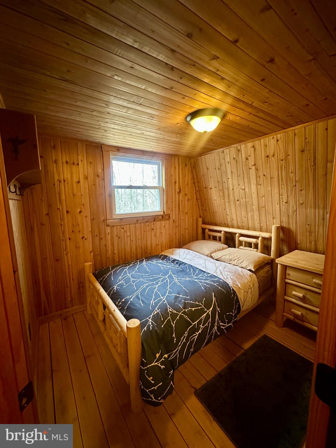 PINEY MOUNTAIN CORP - Residential