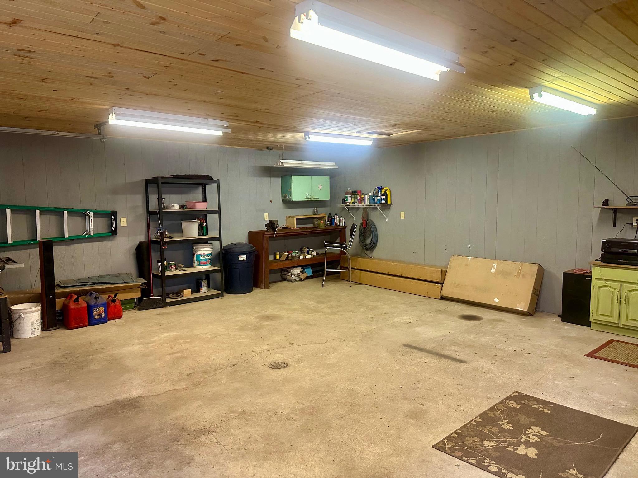 PINEY MOUNTAIN CORP - Residential