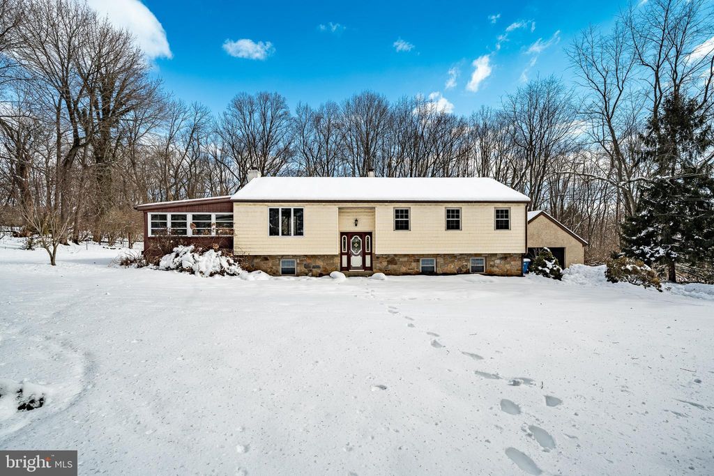 Photo of 307 Thornton Road, THORNTON, PA 19373 (MLS # PADE2108628)