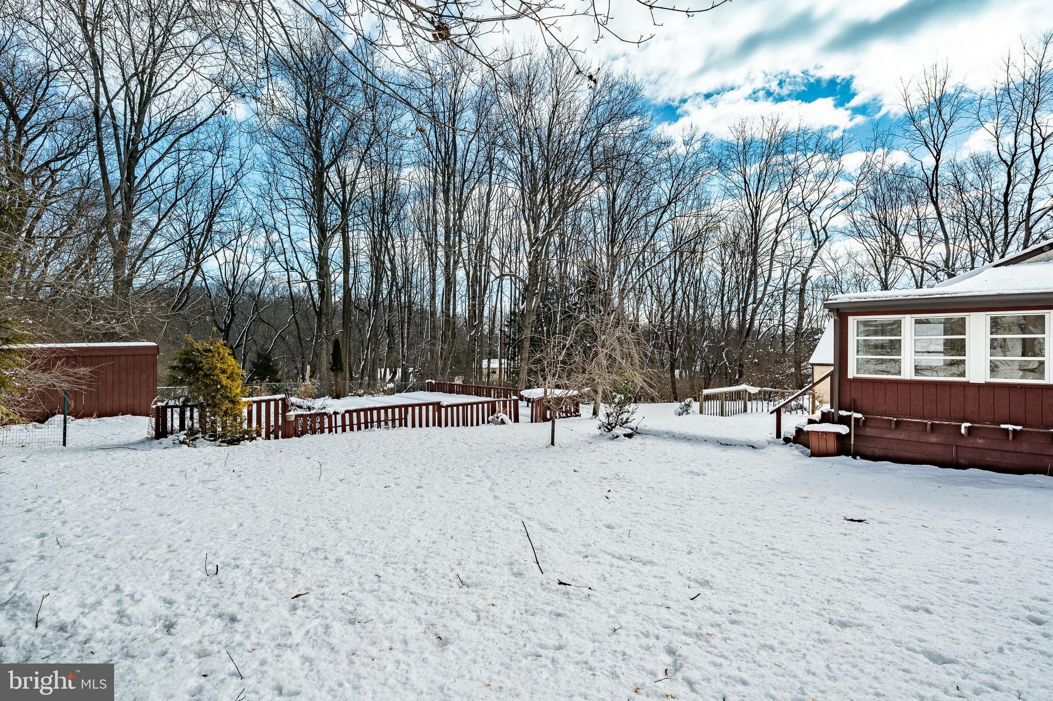 THORNBURY - Residential