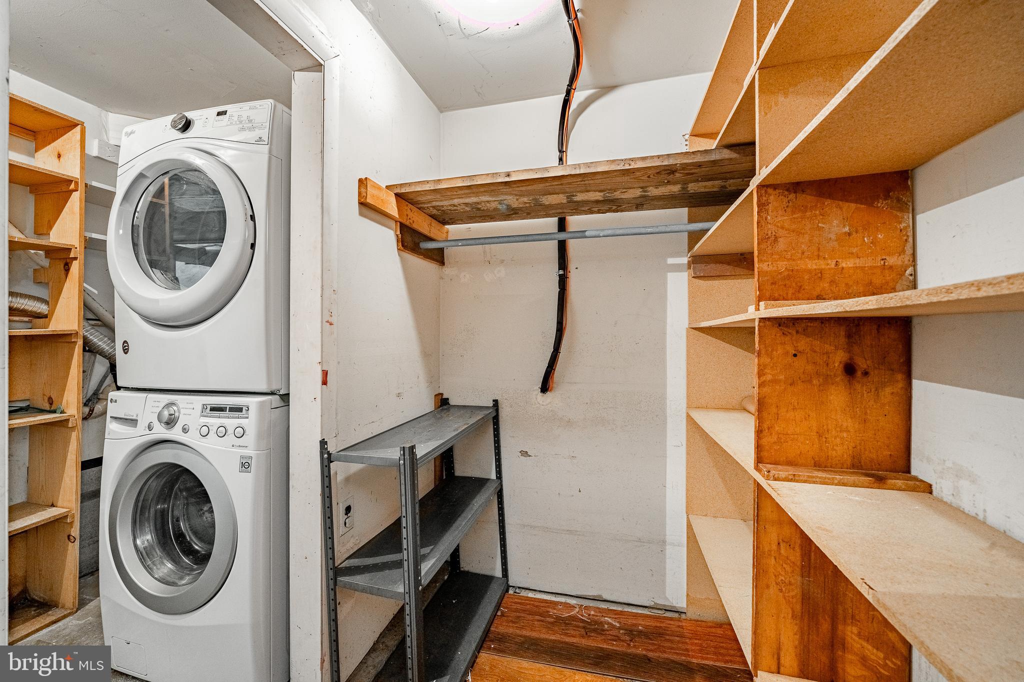 THORNBURY - Residential