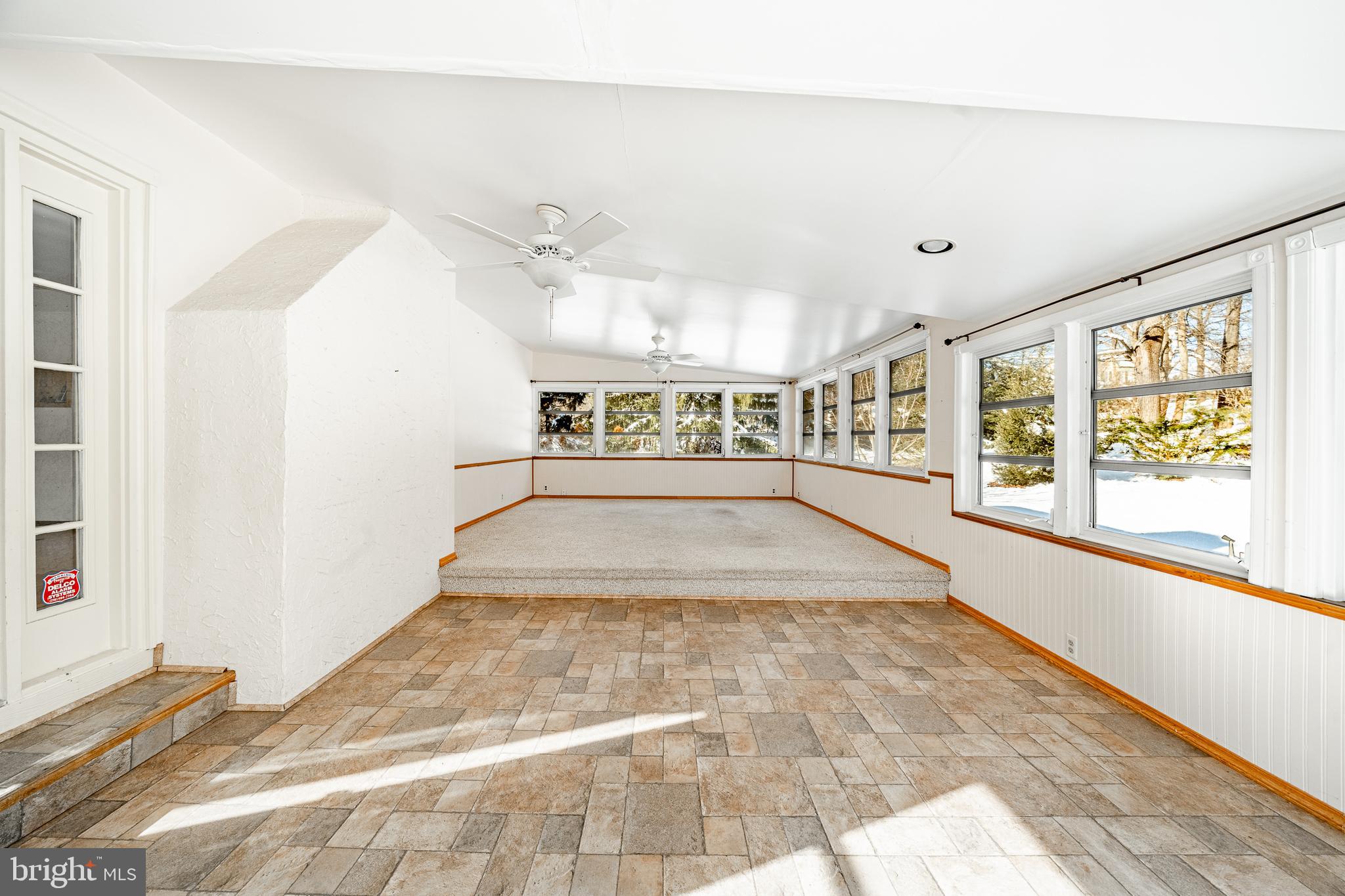 THORNBURY - Residential