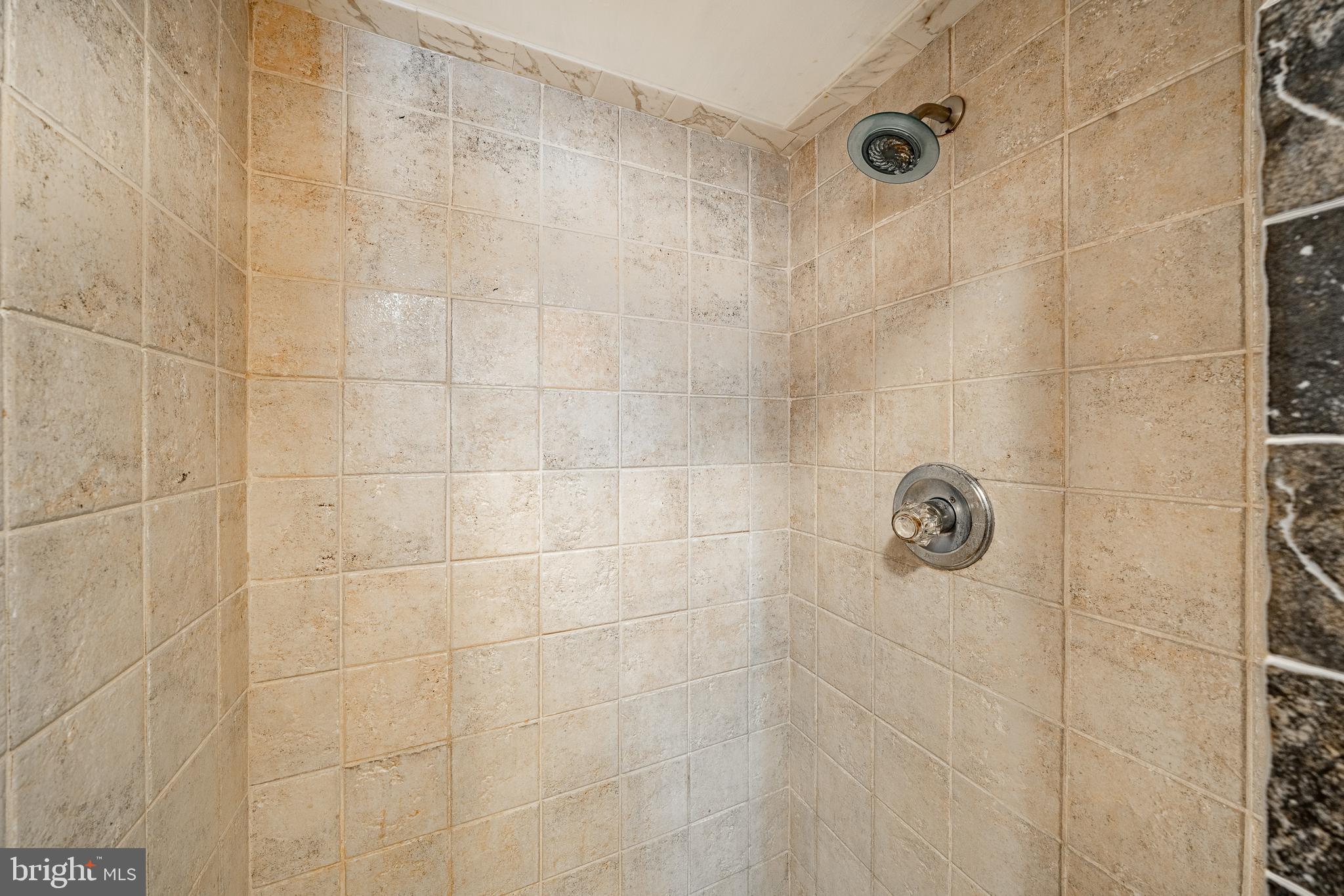 THORNBURY - Residential