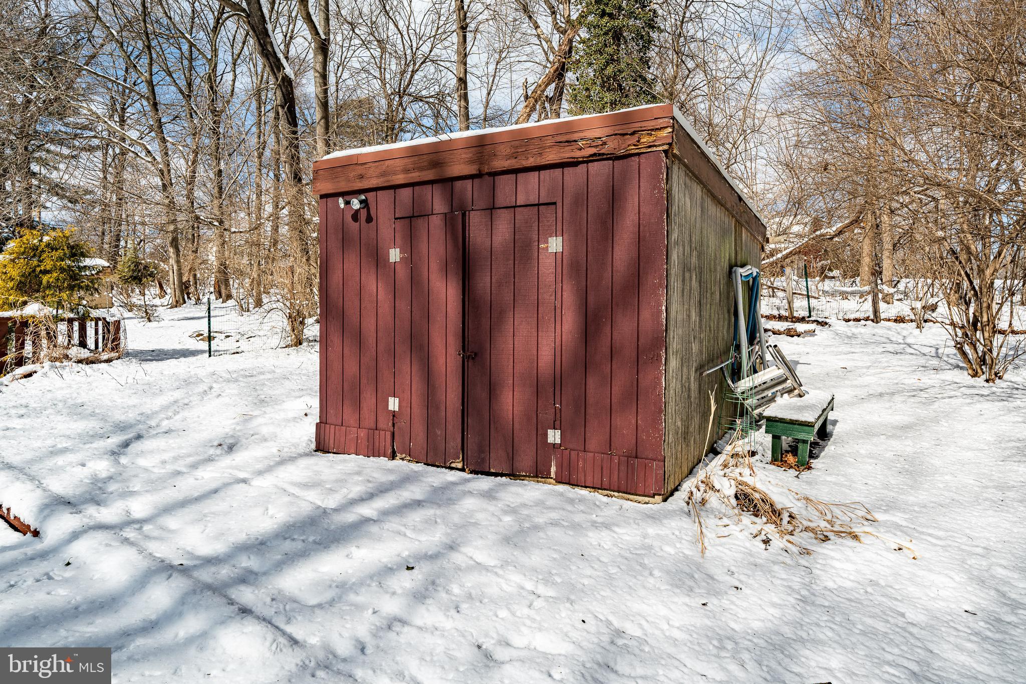 THORNBURY - Residential