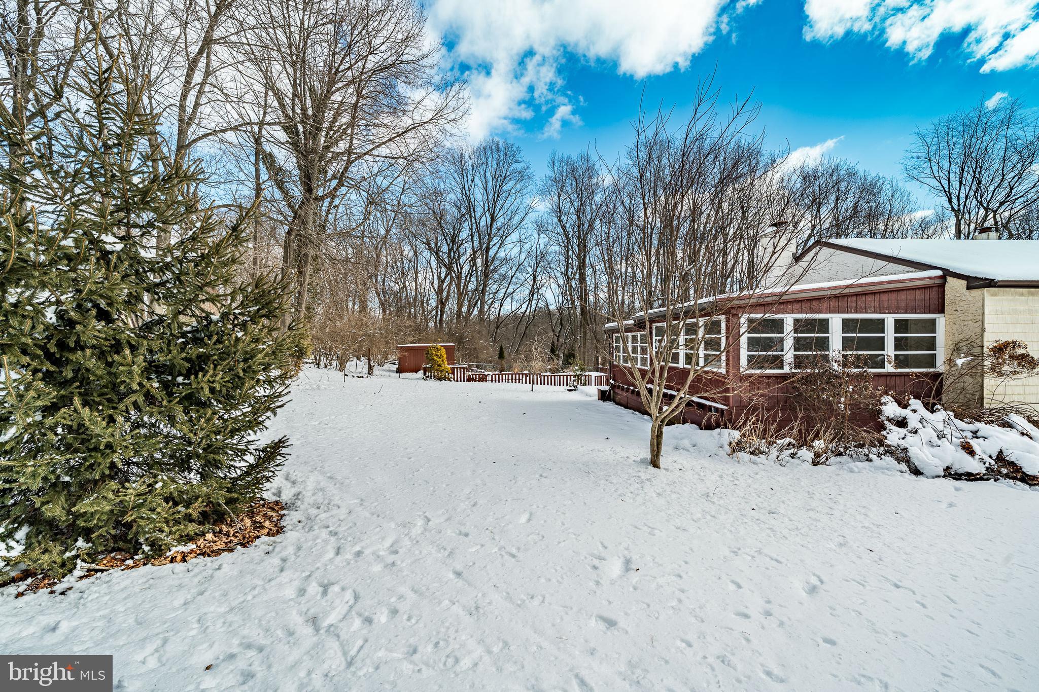 THORNBURY - Residential