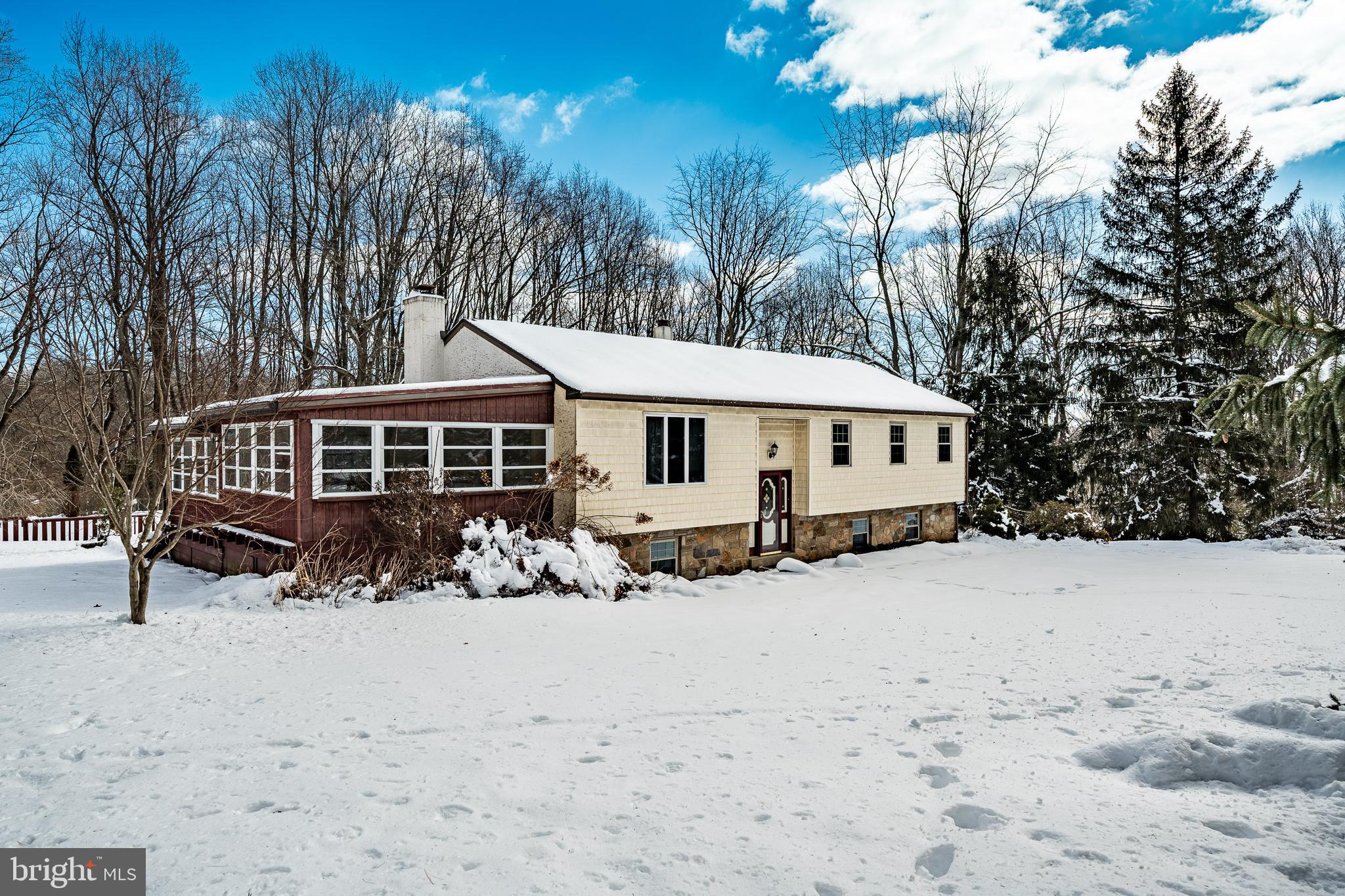 THORNBURY - Residential