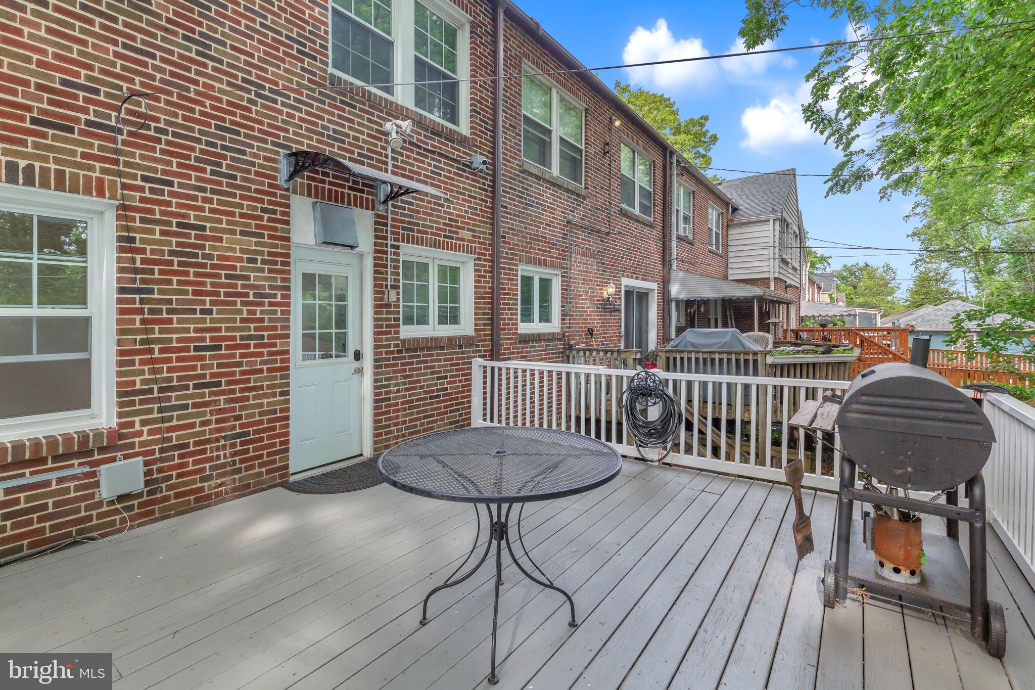 SOMERSET - Residential