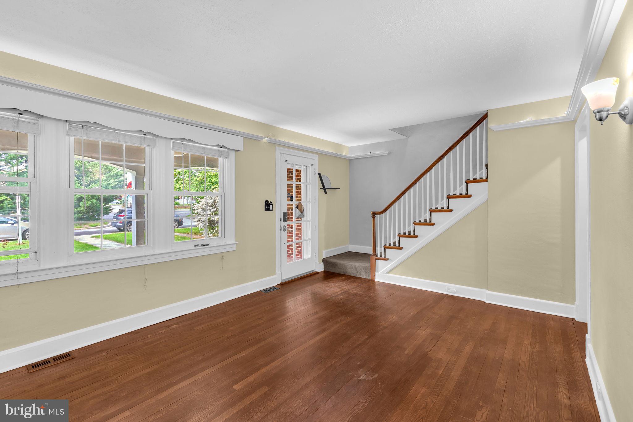 SOMERSET - Residential