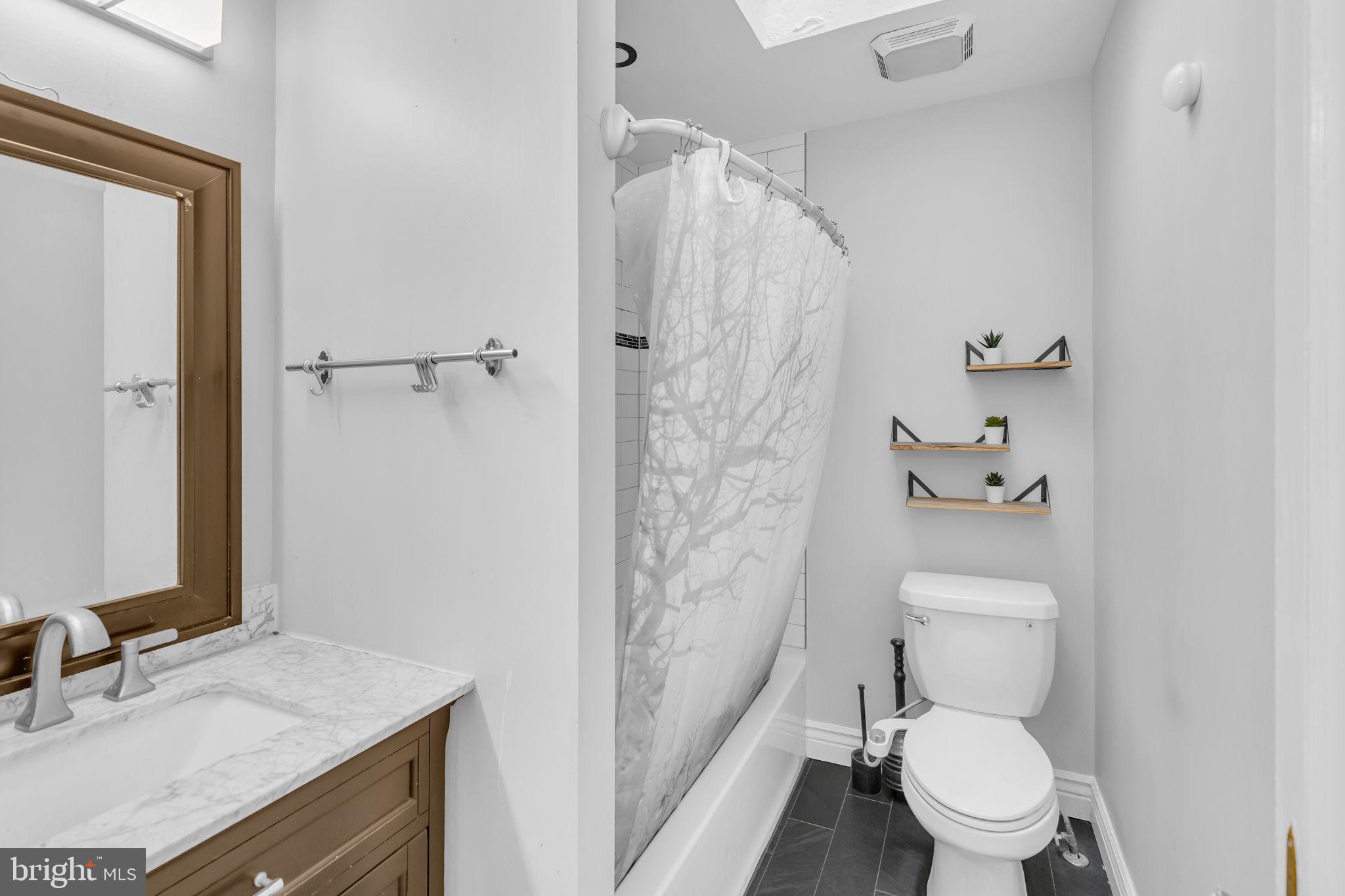 SOMERSET - Residential