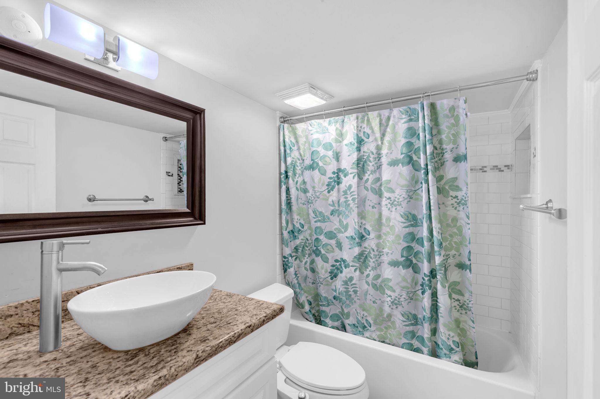 SOMERSET - Residential