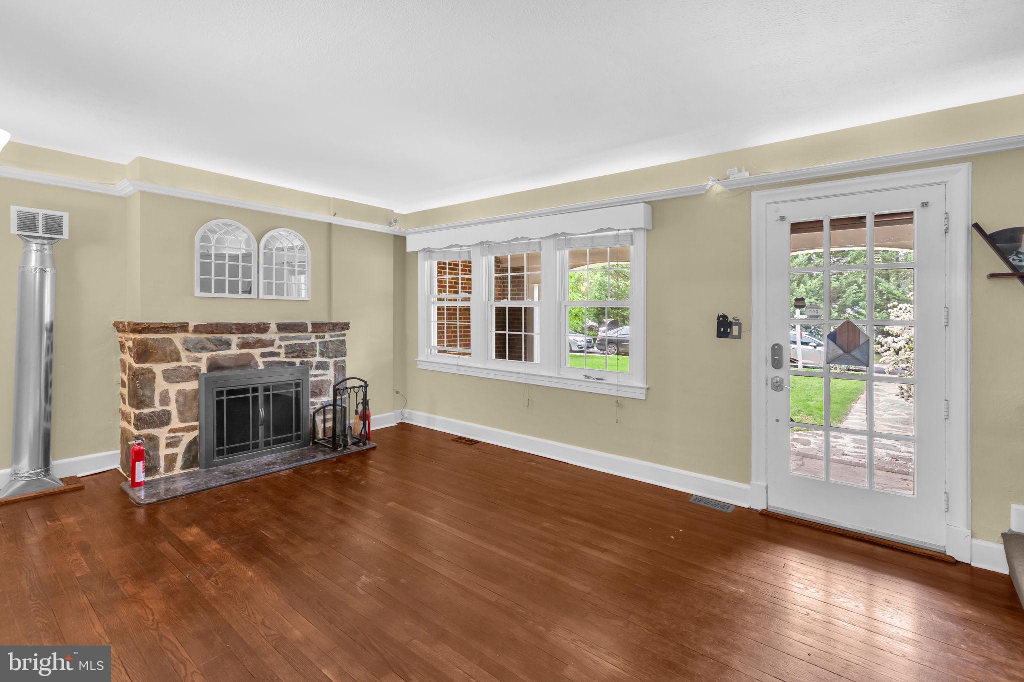 SOMERSET - Residential