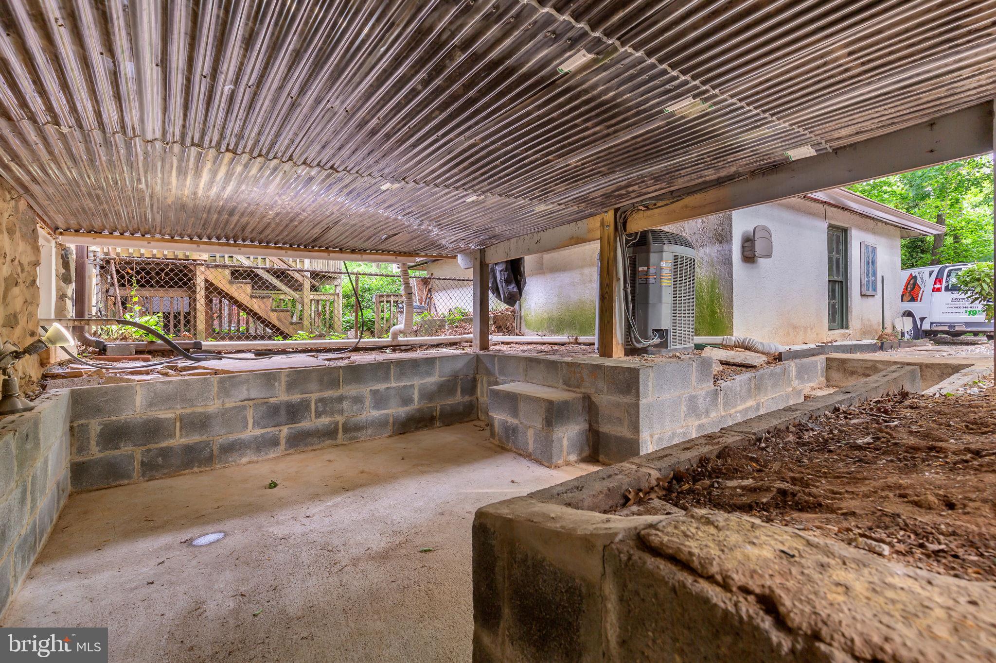 SOMERSET - Residential