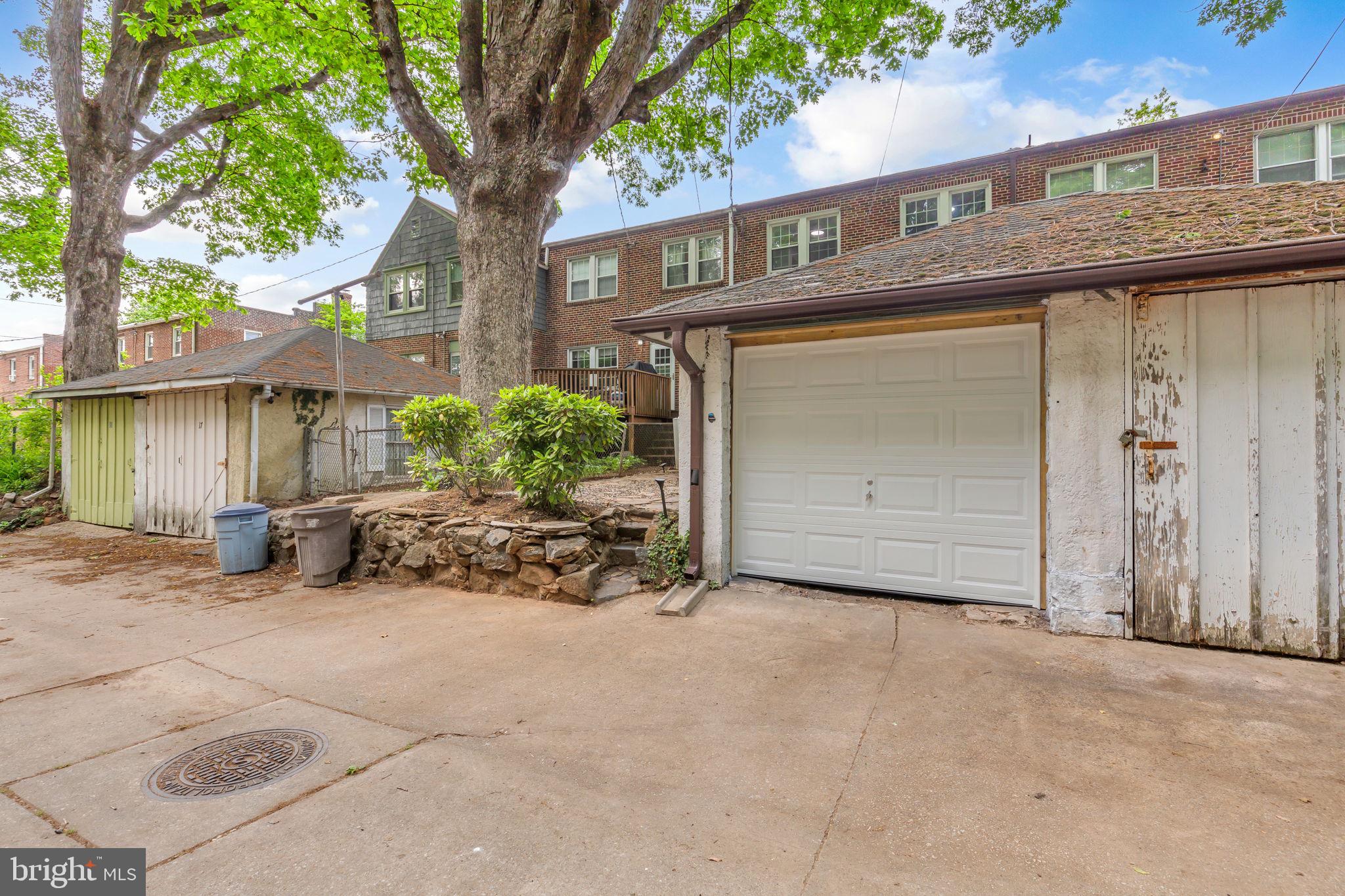 SOMERSET - Residential