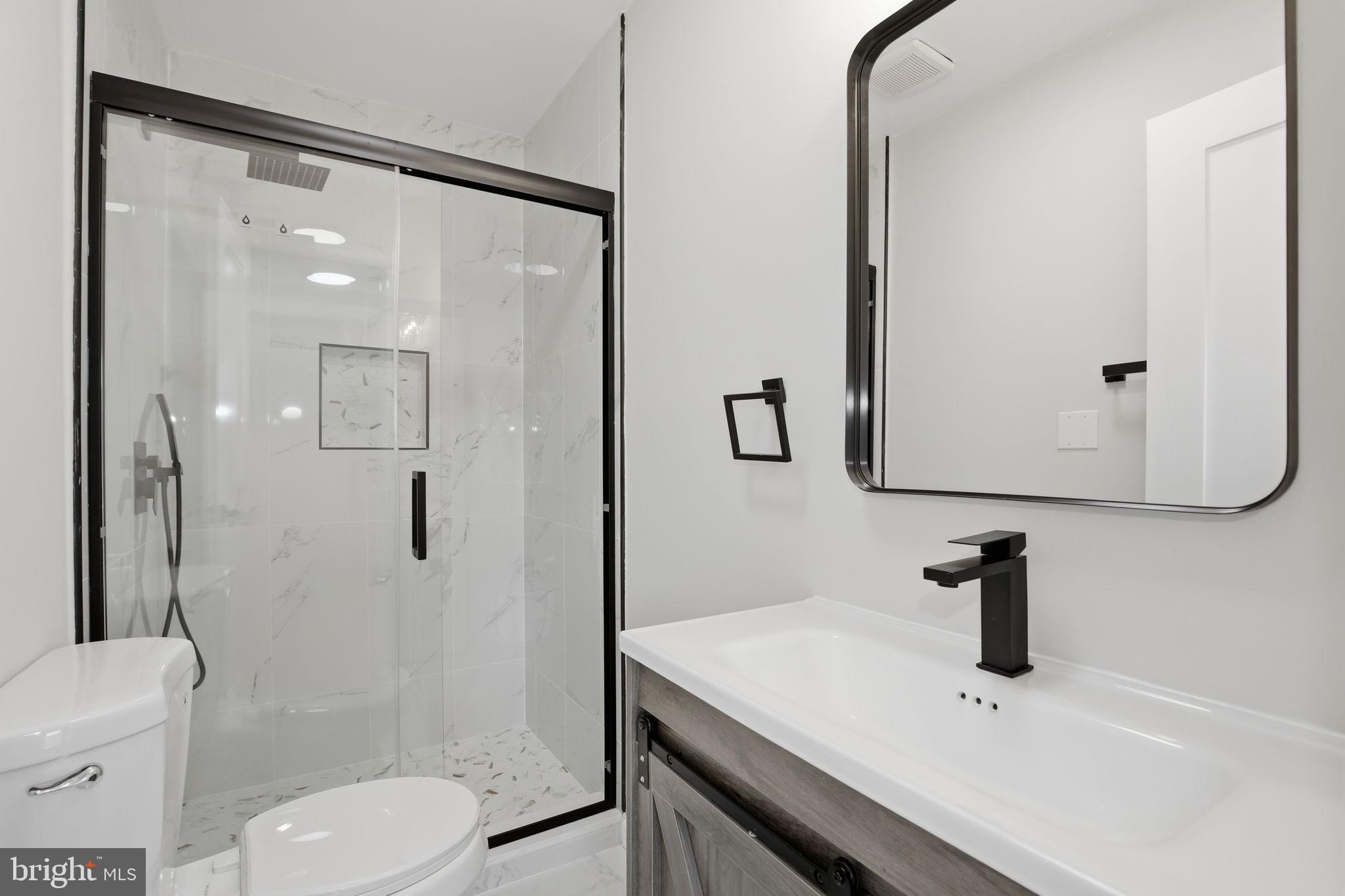 VALLEY STREAM ESTATES - Residential