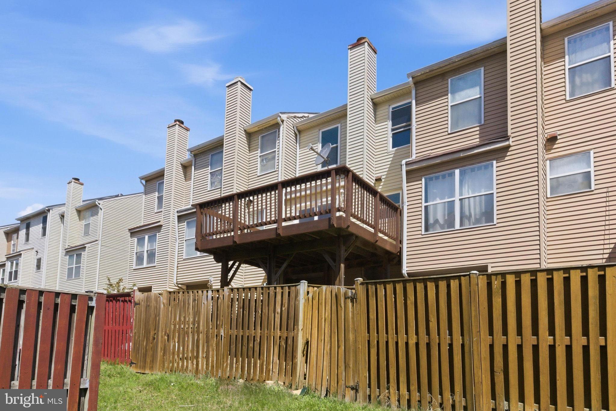 VALLEY STREAM ESTATES - Residential