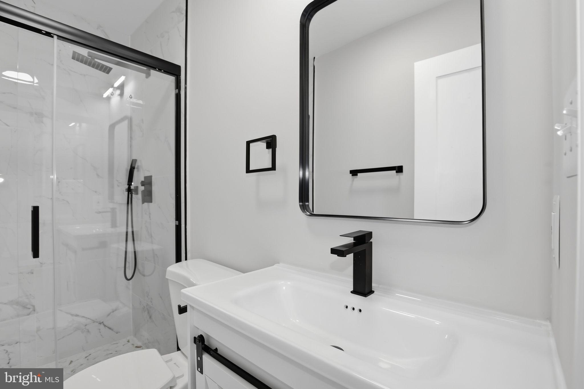 VALLEY STREAM ESTATES - Residential