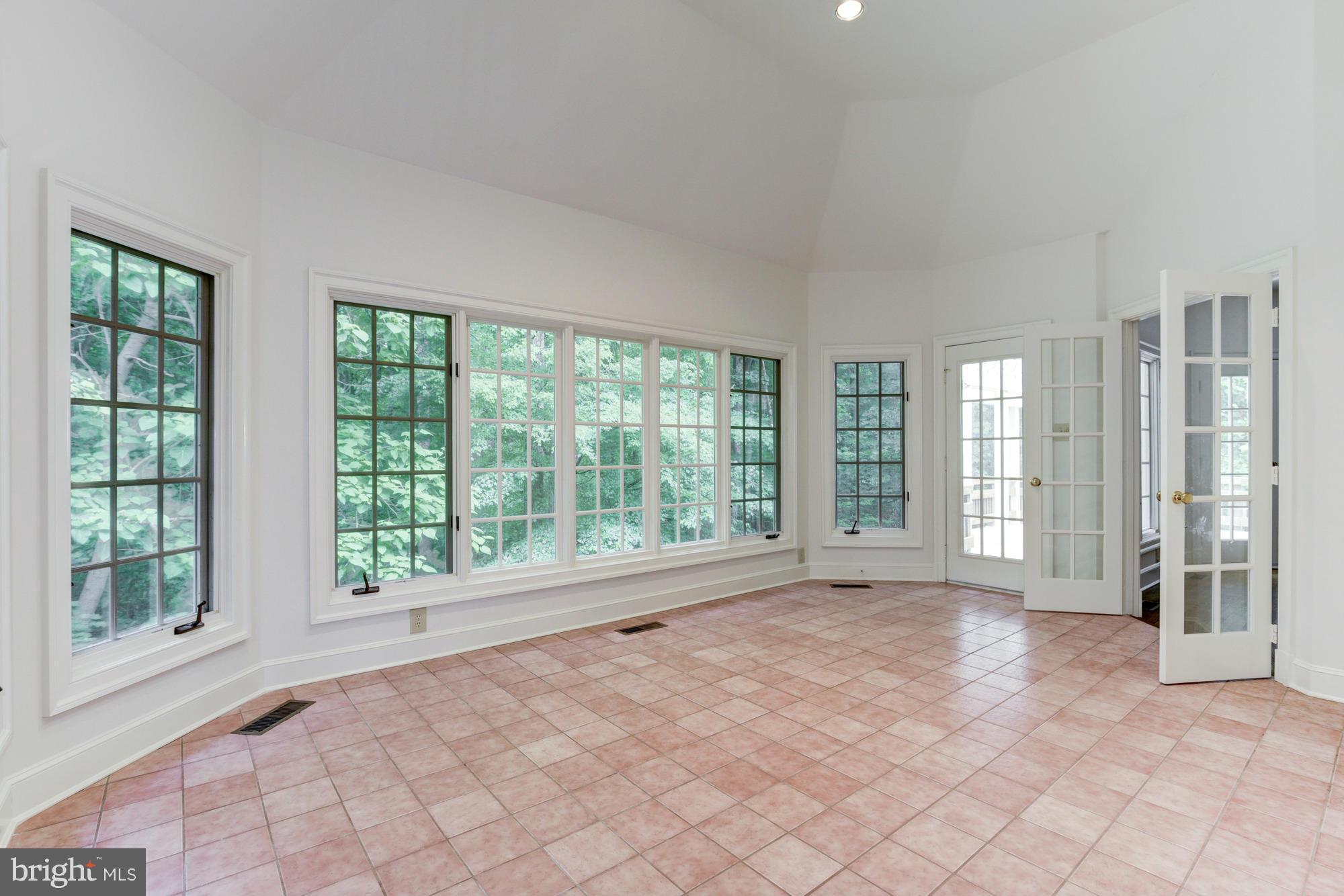 AVENEL - Residential