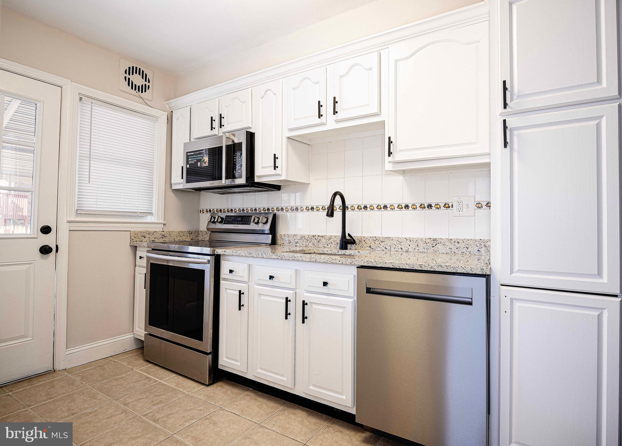 OAKLEIGH - Residential