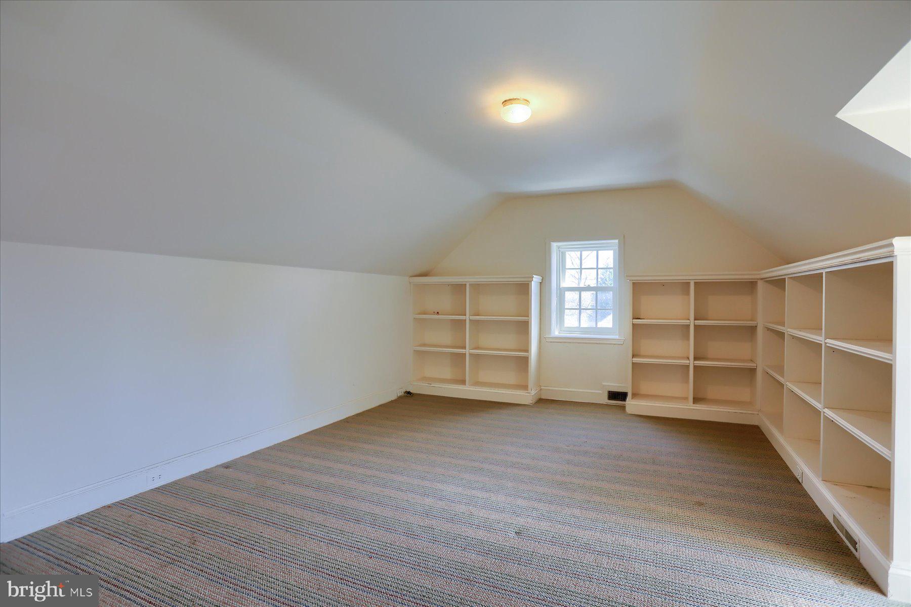 HOMELAND HISTORIC DISTRICT - Residential