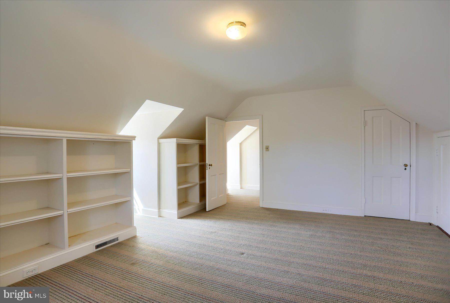 HOMELAND HISTORIC DISTRICT - Residential