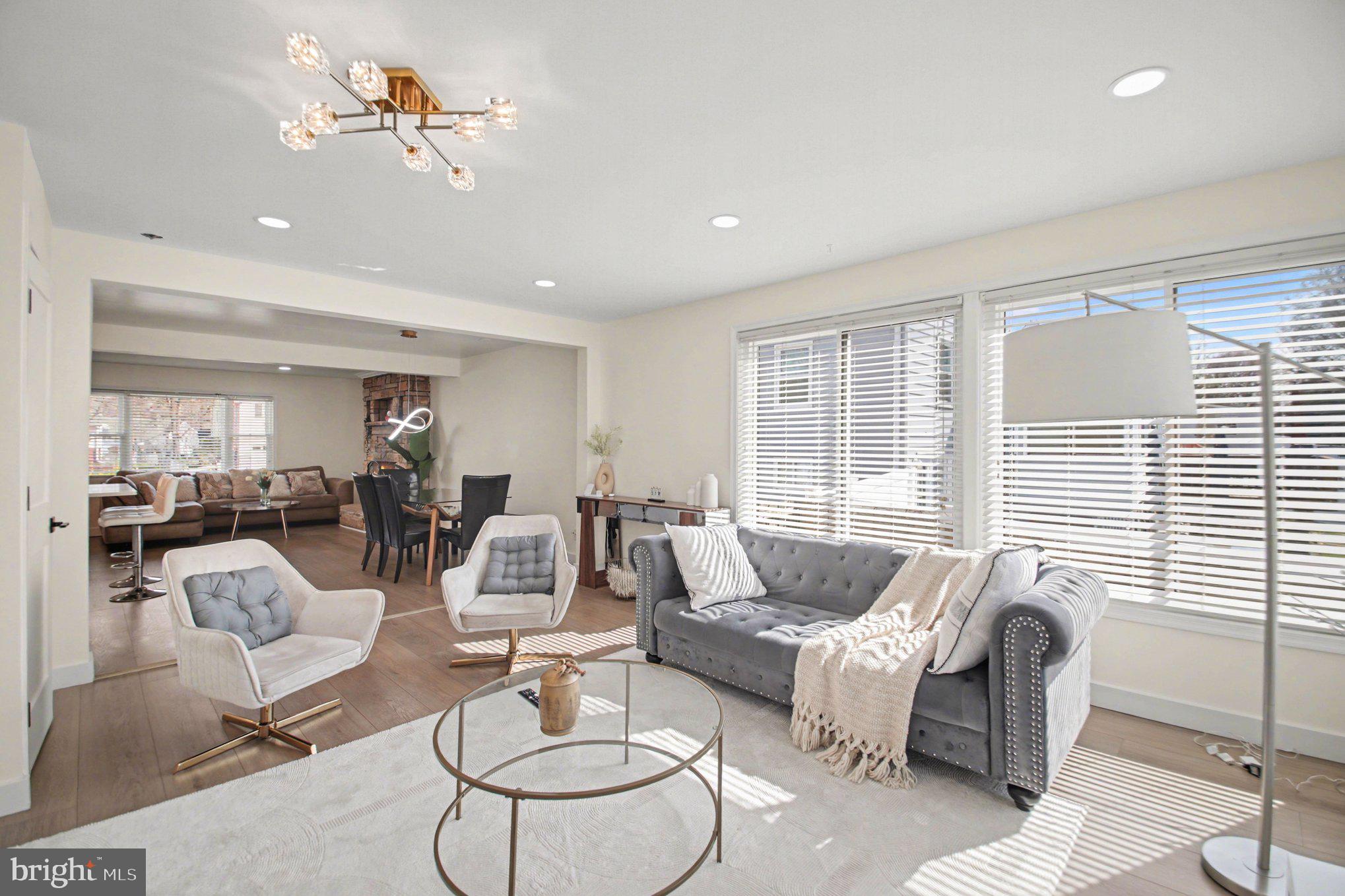 SUNNYSIDE - Residential