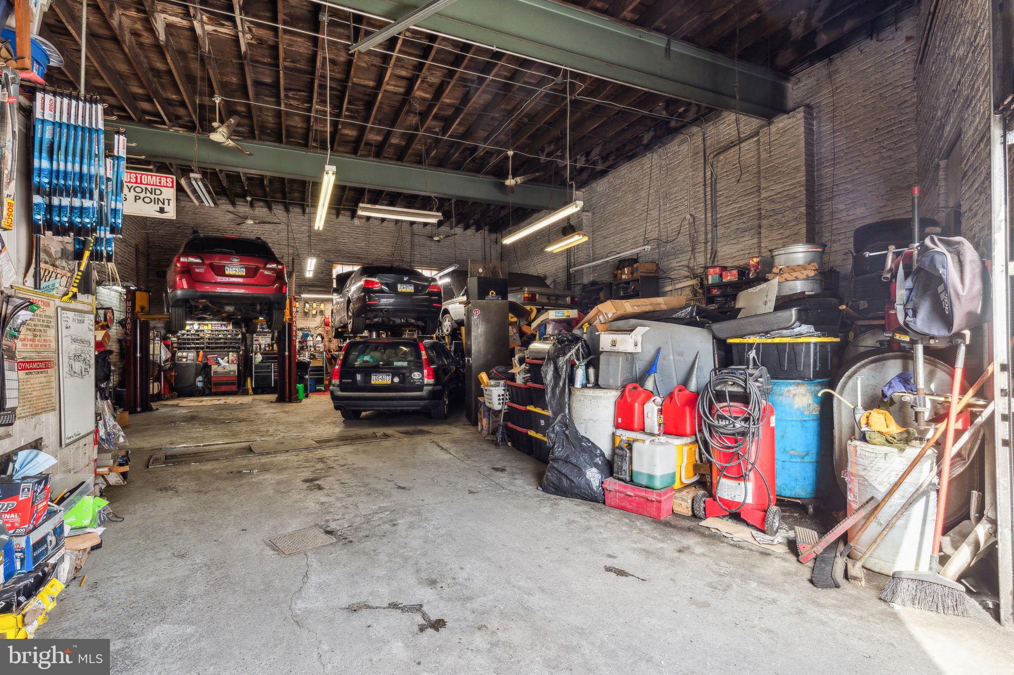 FISHTOWN - Commercial Sale