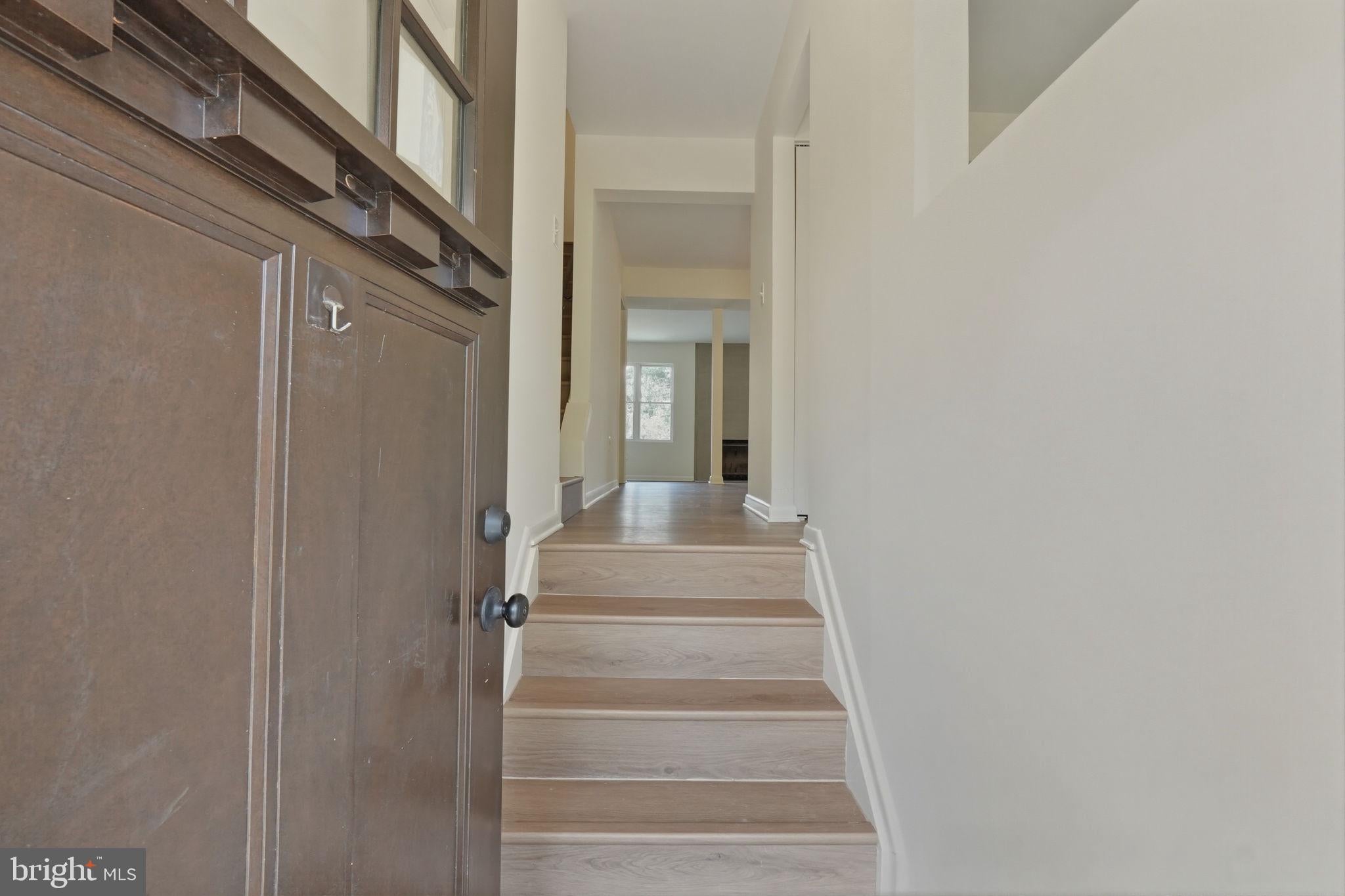 2846 SCHOOLHOUSE CIRCLE