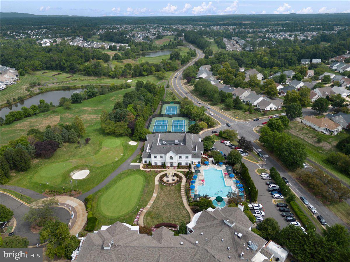 HERITAGE HUNT - Residential