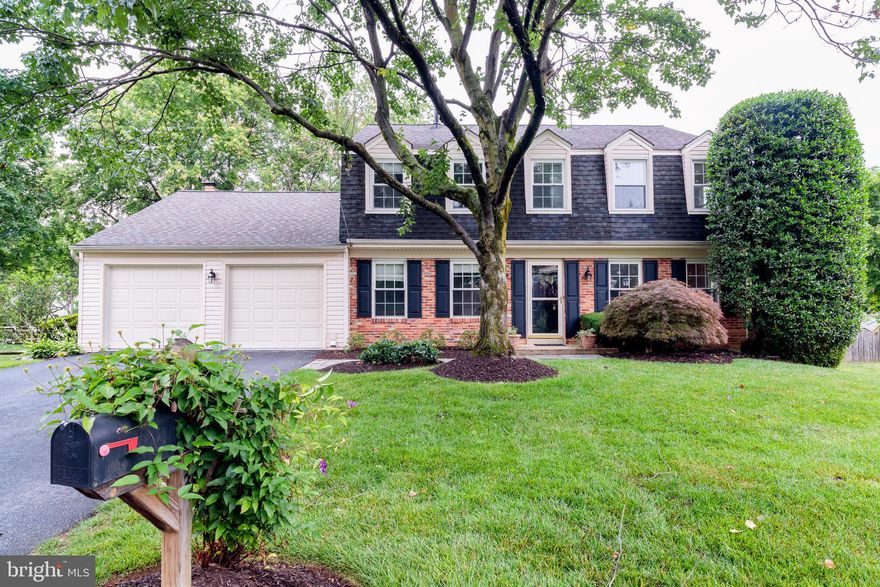 Beautiful colonial home in Derwood Station. One of the largest model featuring 4 spacious bedrooms, 3.5 bath. Welcoming main floor offers a den/office to your left, sun-lit living room, separate formal dining area, and a gourmet kitchen with lots of cabinet and counter space, stainless steel appliances,  5-burner gas stove. 
Family room and sunroom right off of the kitchen. Huge sunroom with access to a good sized deck, expansive view of the level back yard, and the community open area/playground. Finished basement with full bath, plenty of storage. 2 car garage.! Long term lease available. Pet case by case basis. Non-refundable pet fee $500. Avail Sep 1, 2024. Rentspree application along with proof of income (2 current paystubs and W2s, income=36 times the rent to qualify)