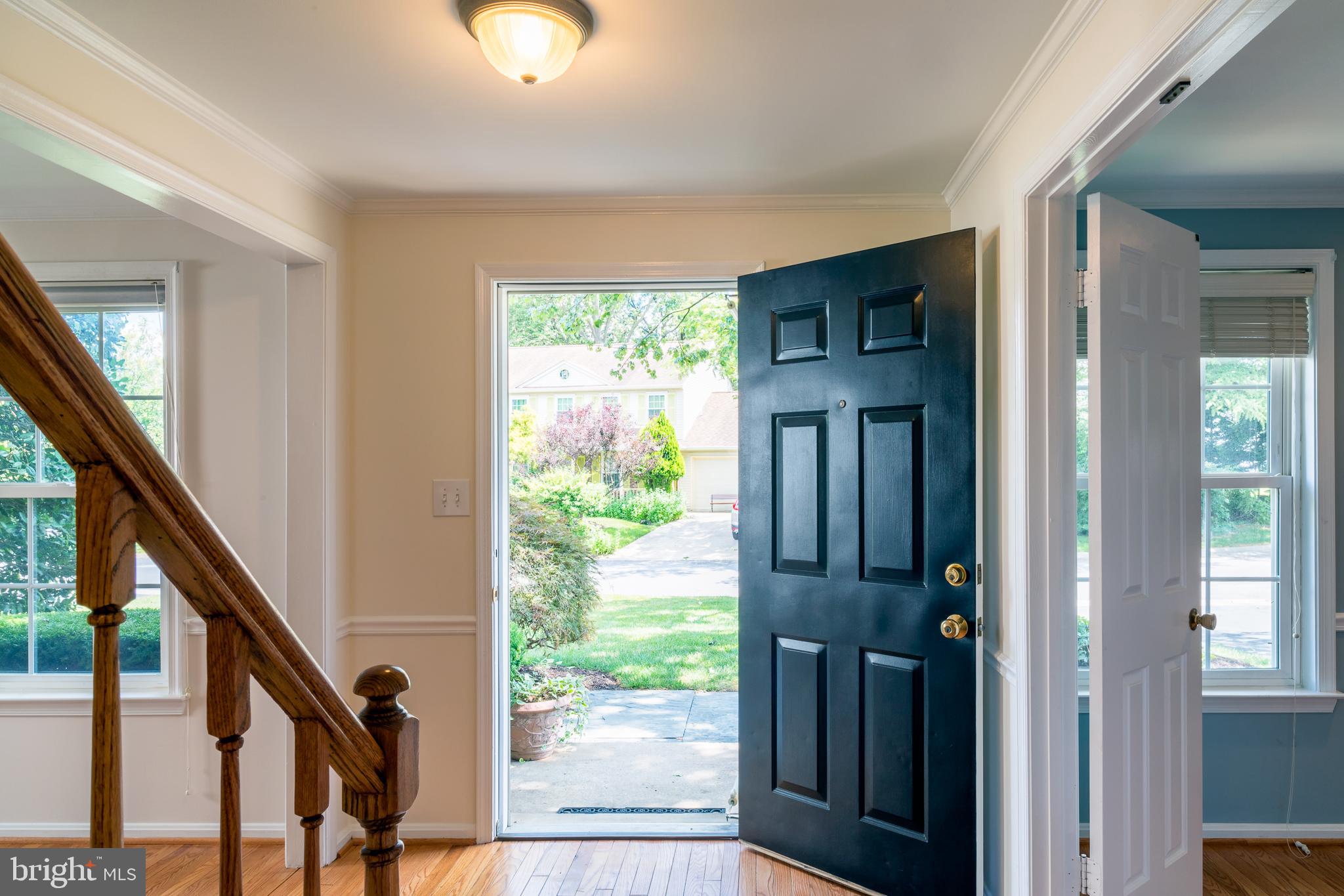 DERWOOD STATION - Residential Lease