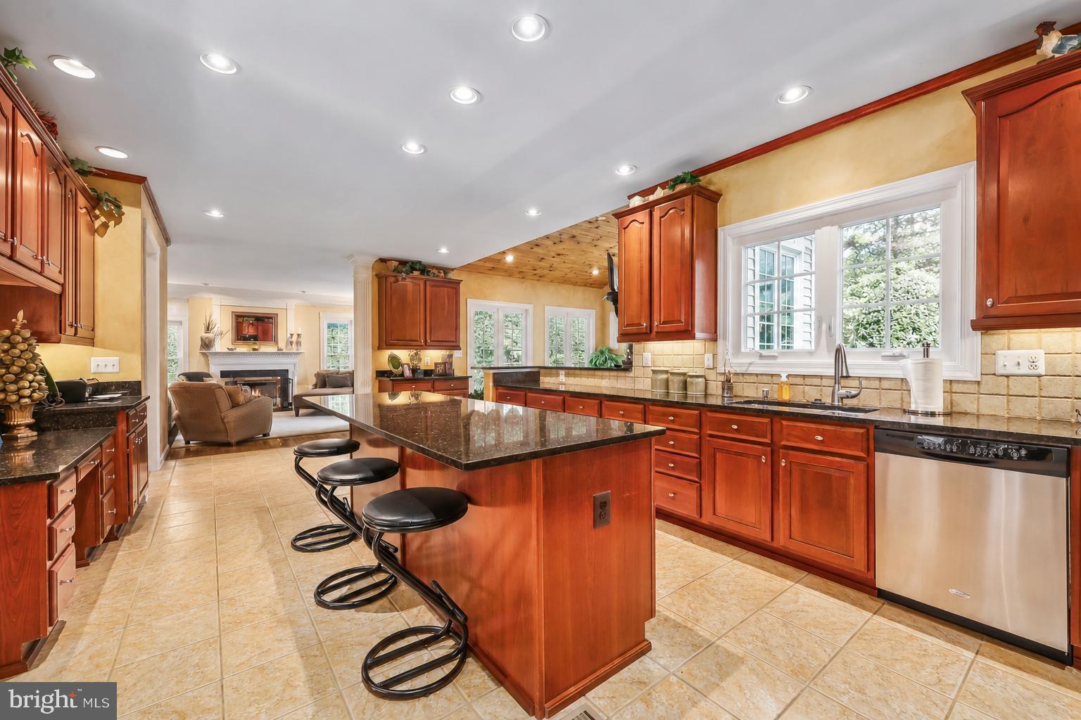 12916 HEDGETOP DRIVE