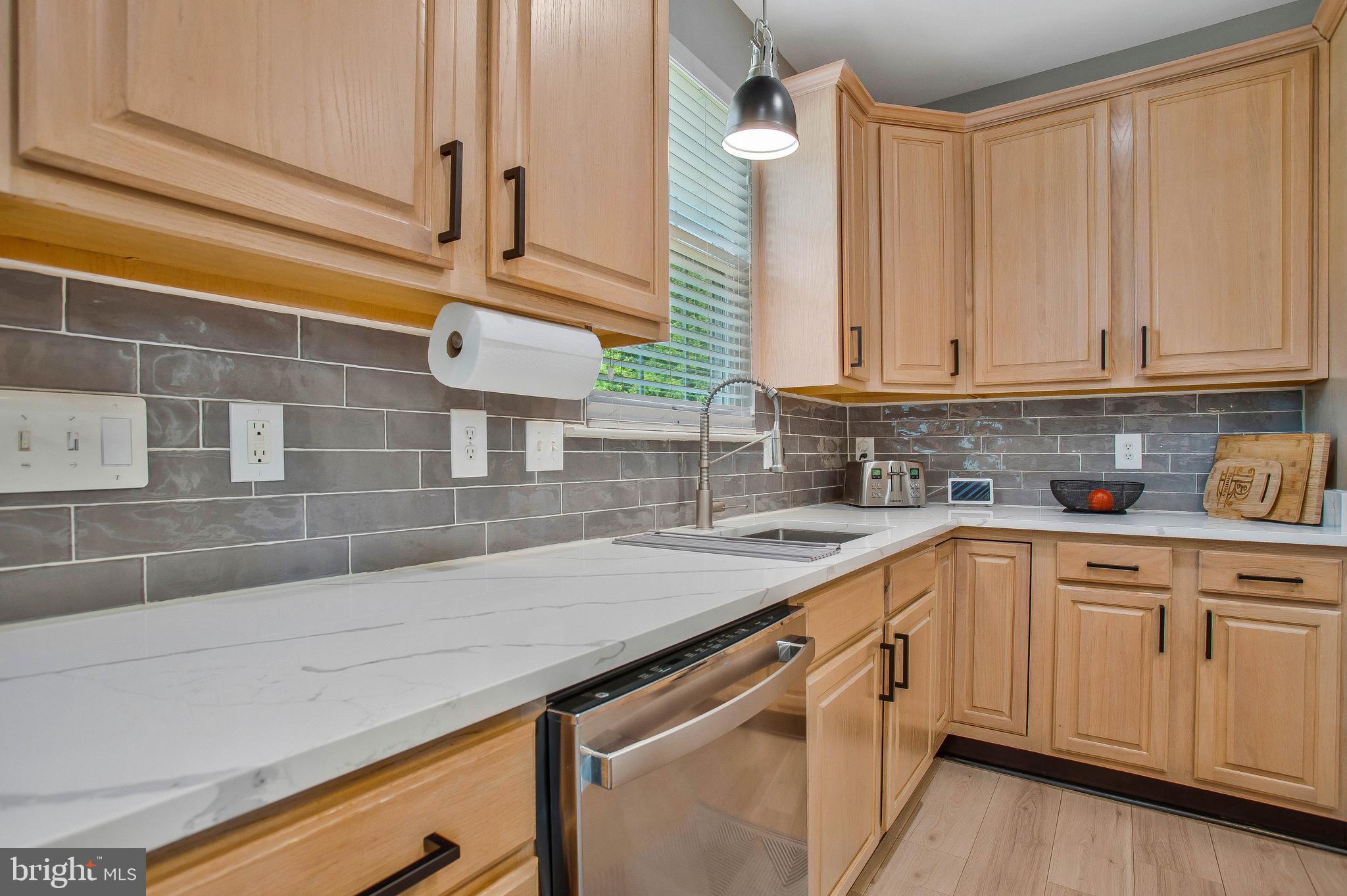 STREAMVIEW SUB - Residential