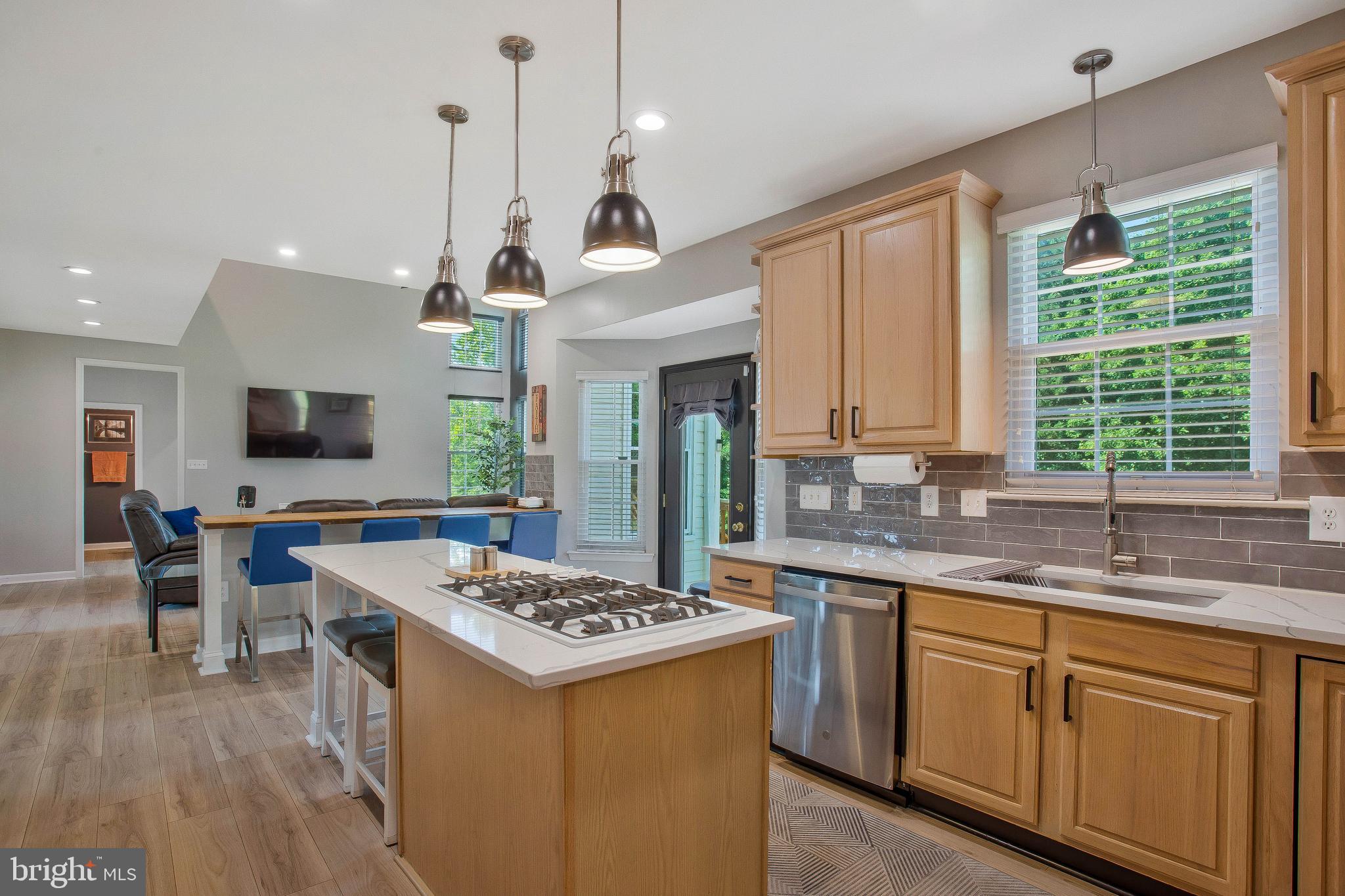 STREAMVIEW SUB - Residential