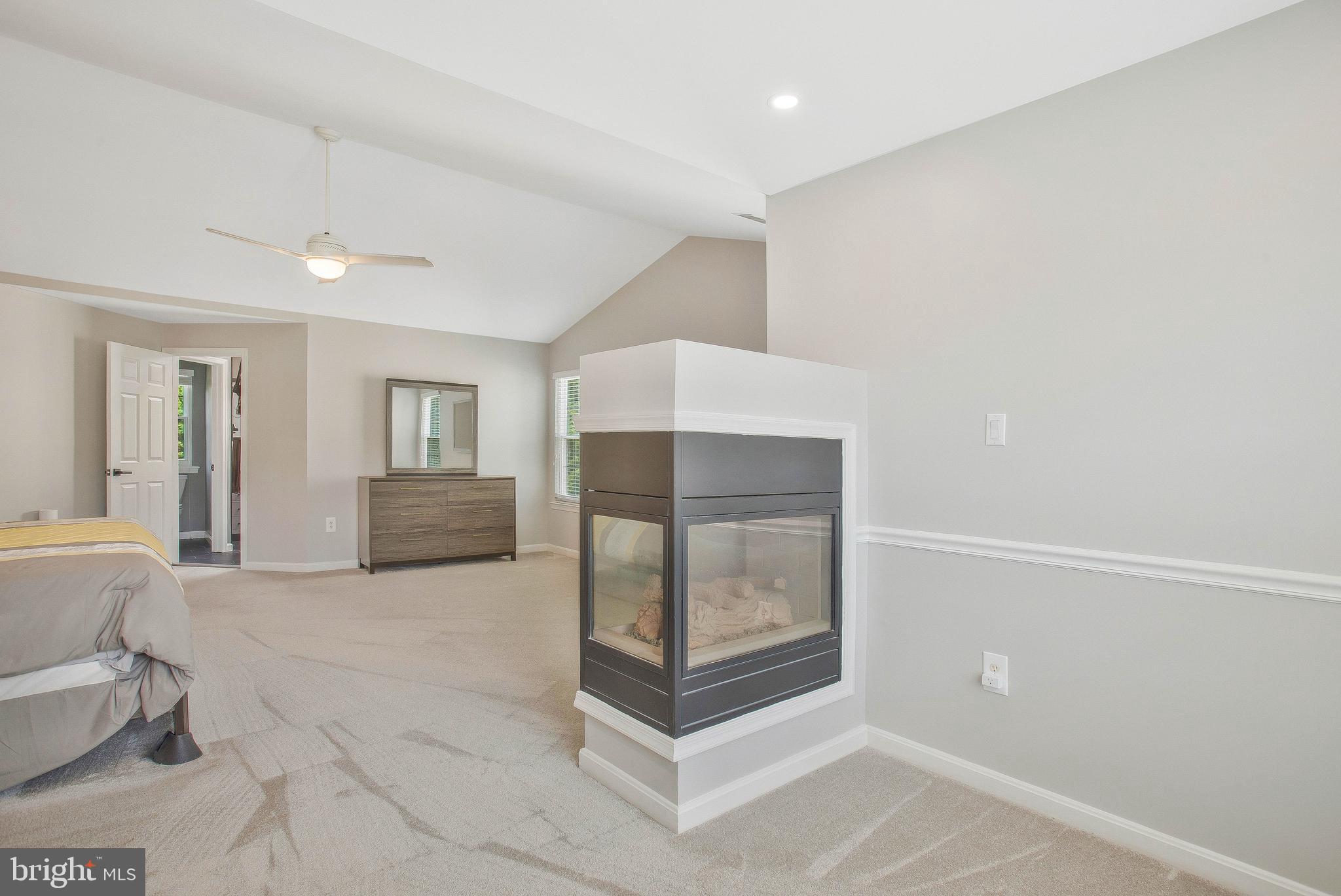 STREAMVIEW SUB - Residential