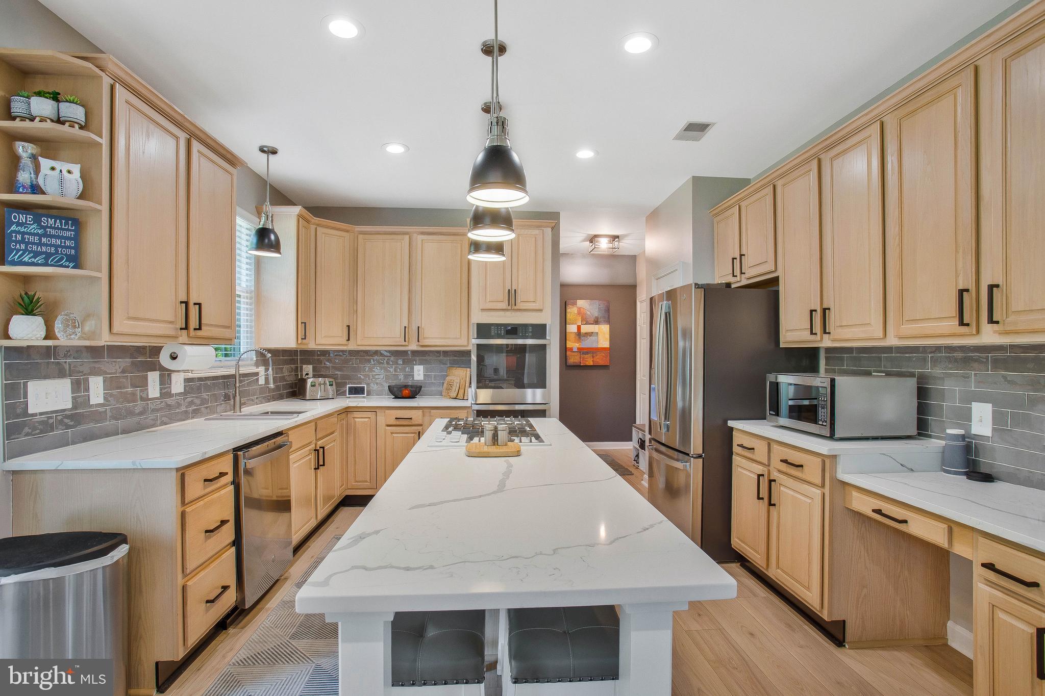 STREAMVIEW SUB - Residential