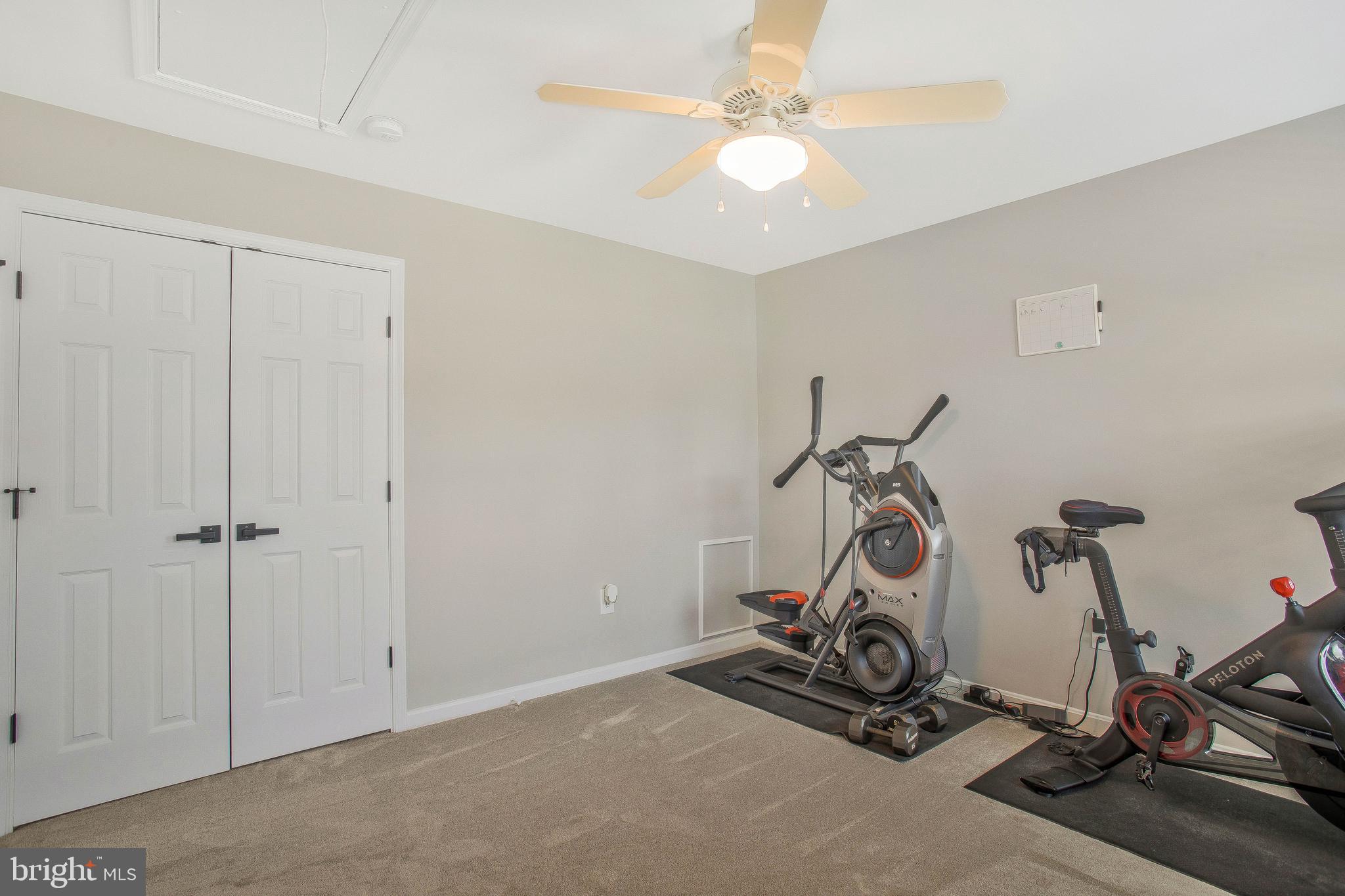 STREAMVIEW SUB - Residential