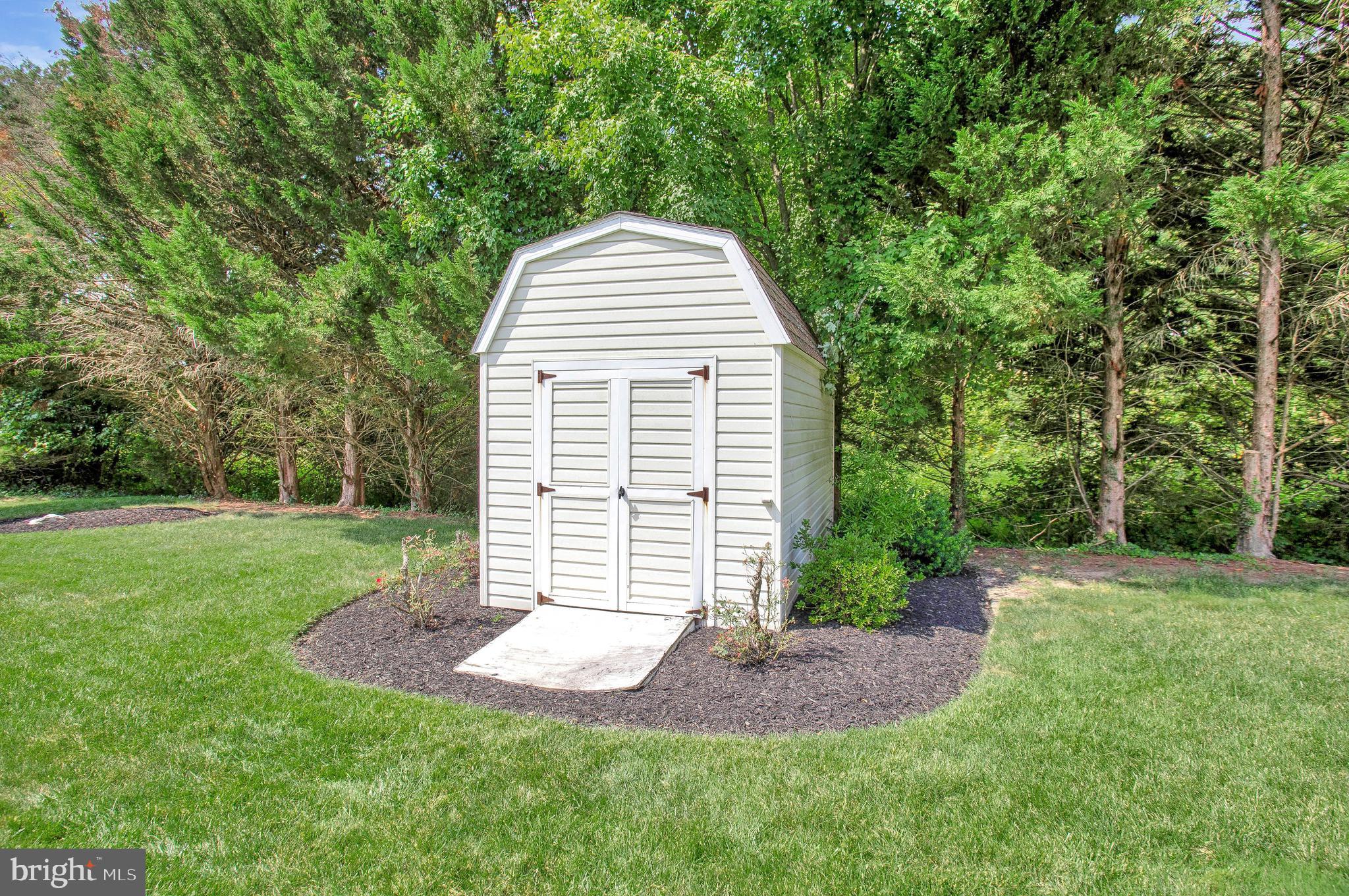 STREAMVIEW SUB - Residential