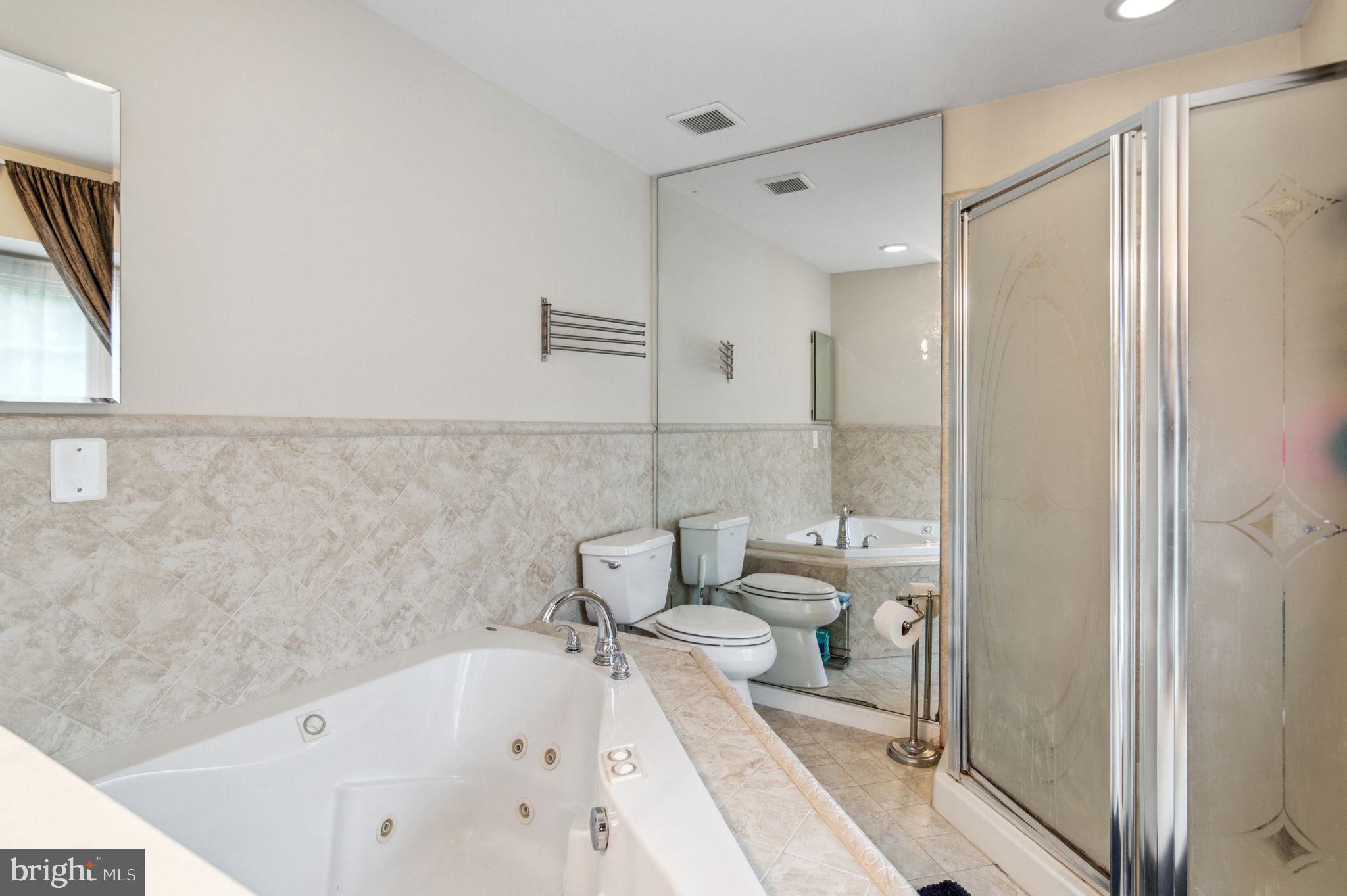 ROLLING VALLEY - Residential Lease