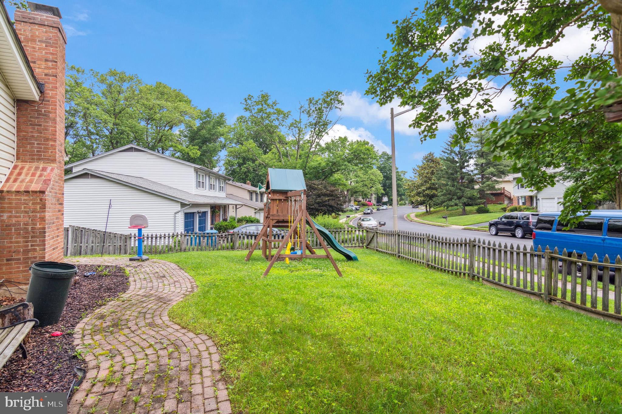 ROLLING VALLEY - Residential Lease