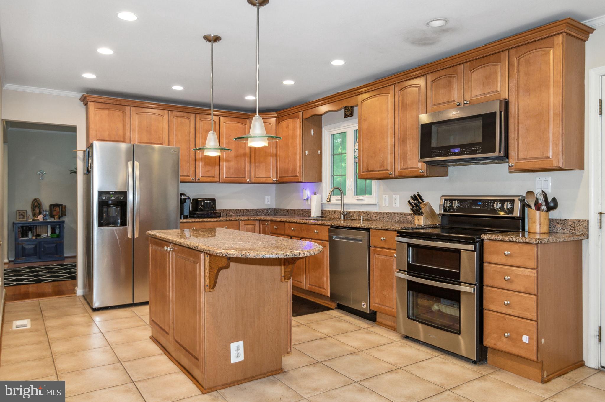 ROLLING VALLEY - Residential Lease